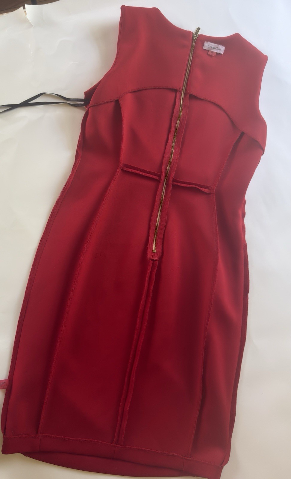Calvin Klein Red Sheath Dress 4 Crew Neck Knee Length Zip Stretch Scuba