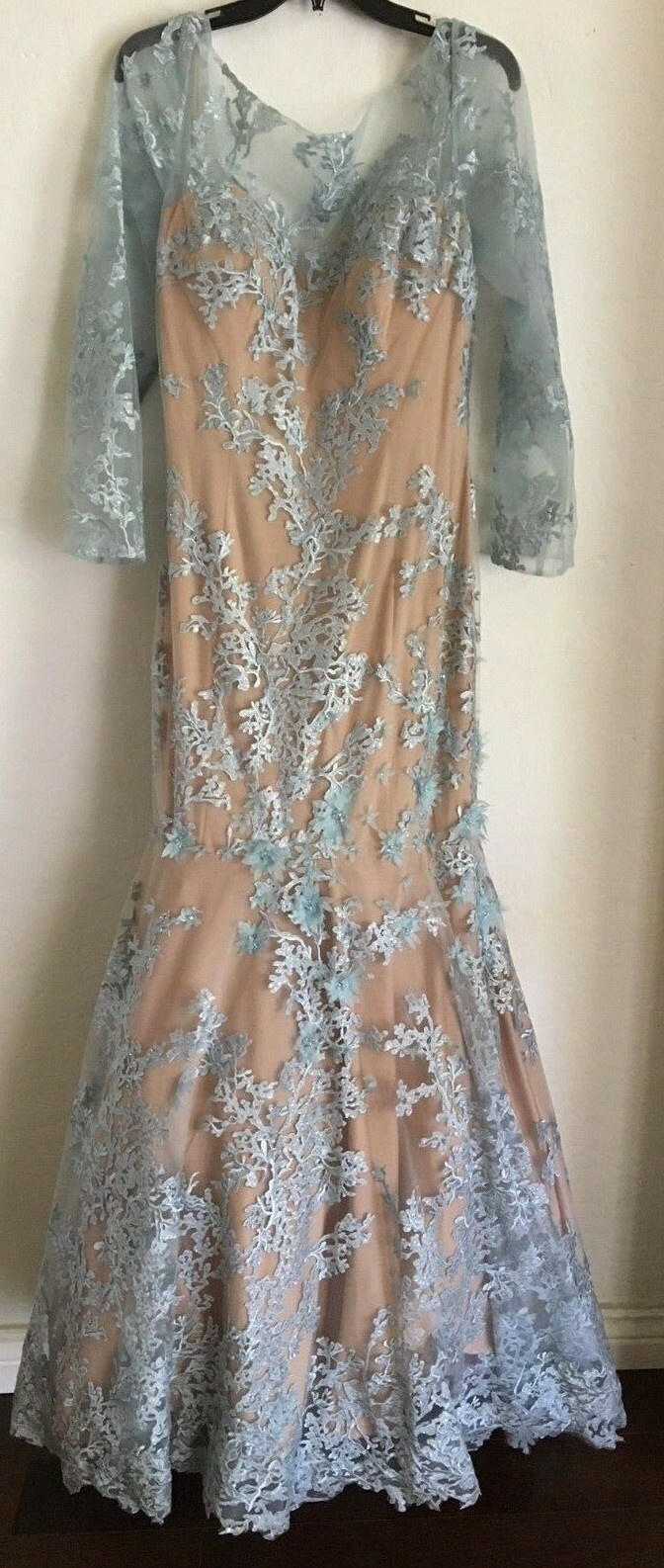 TERANI COUTURE Blue Nude Beaded Lace Long Sleeve Mermaid Gown 16 = XL 1711GL3530
