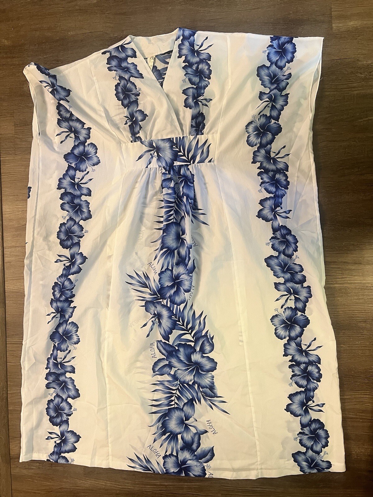 Royal Creations OSFM White Blue Hibiscus Lightweight Hawaiian Caftan Dress A8