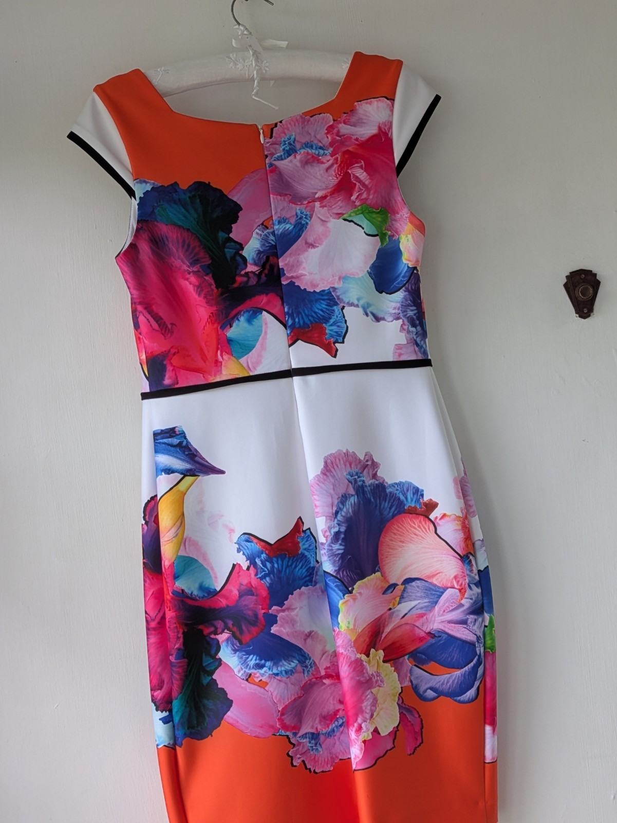 Joseph Ribkoff Multi Floral Mix Shift Dress With Stretch Cap Sleeve Size UK 12