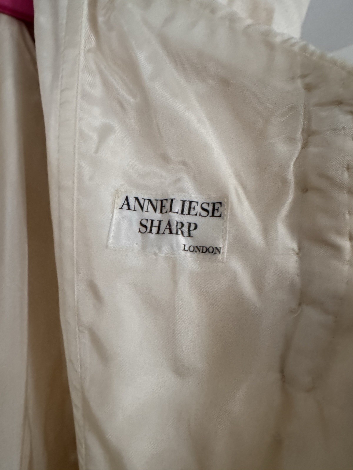 Gorgeous Silk Annalise Sharp London Gown Excellent Condition.