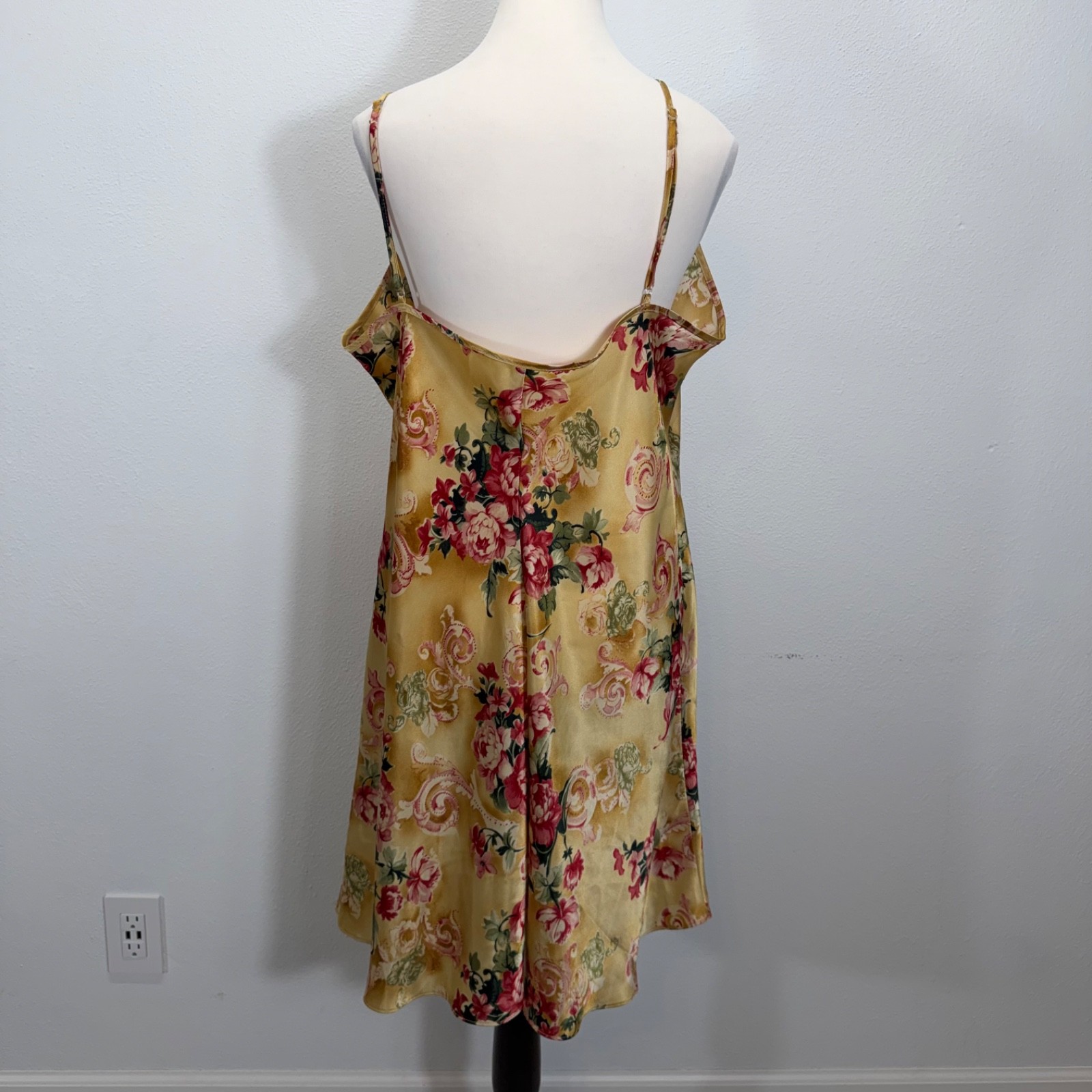 Sophia by Delicates Floral Silky Split Thigh Floral Elegant Slip Dress Size XL