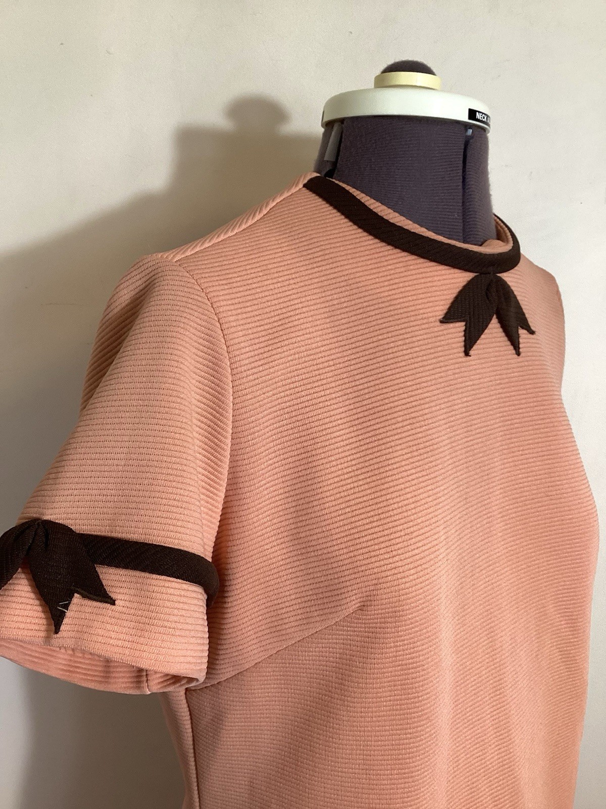 Handmade 60s Mod Retro Mini Shift Dress Size M Pink Salmon Contrast Bow Twiggy