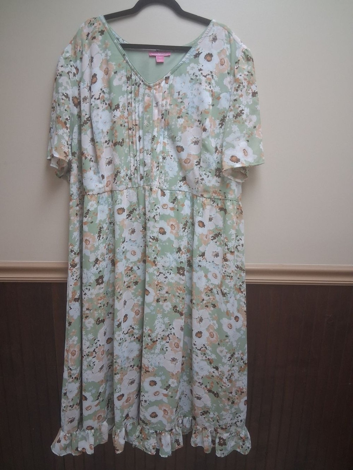 Woman Within Floral V-Neck Maxi Dress in Mint and Cream Size 32 W