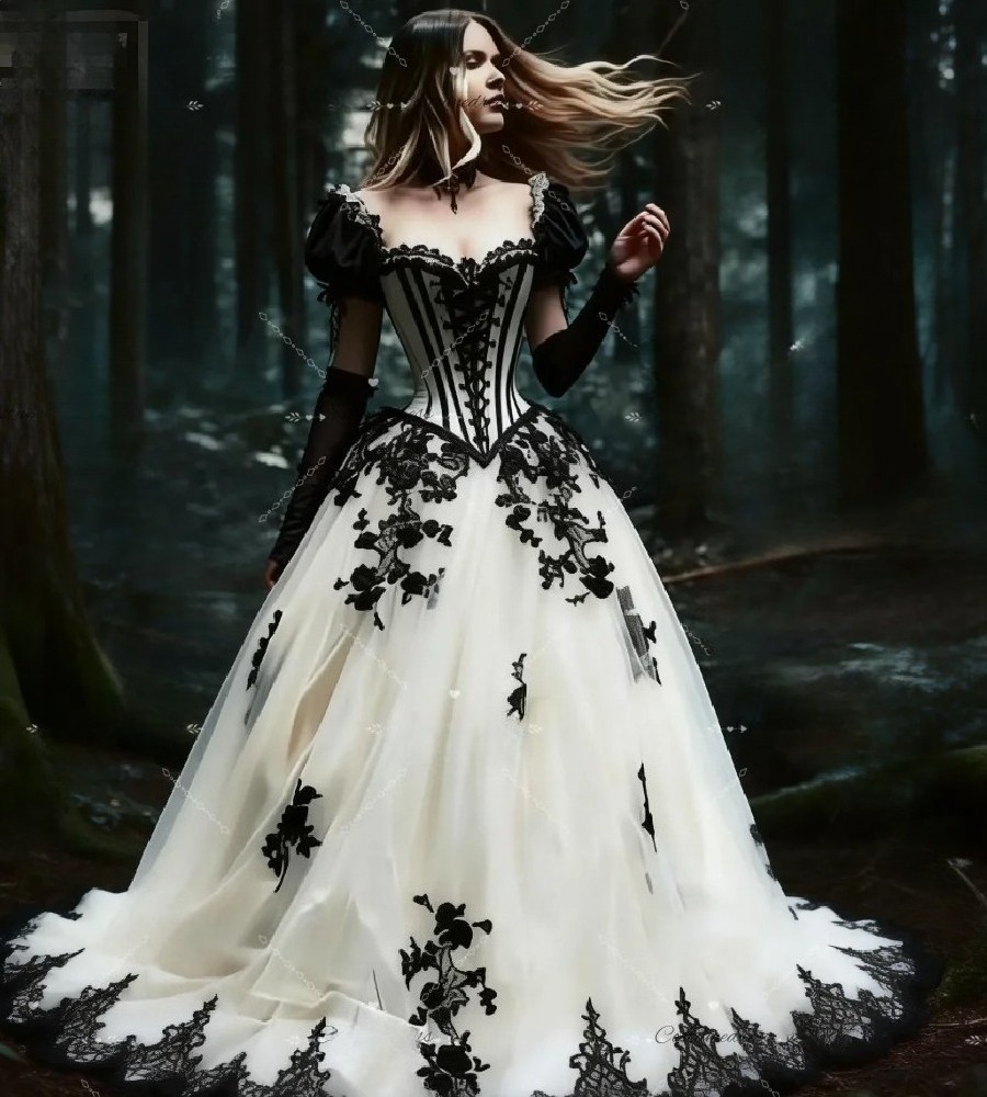 Vintage Black With Ivory Gothic Evening Dress Short Sleeves Medieval Lace Floral