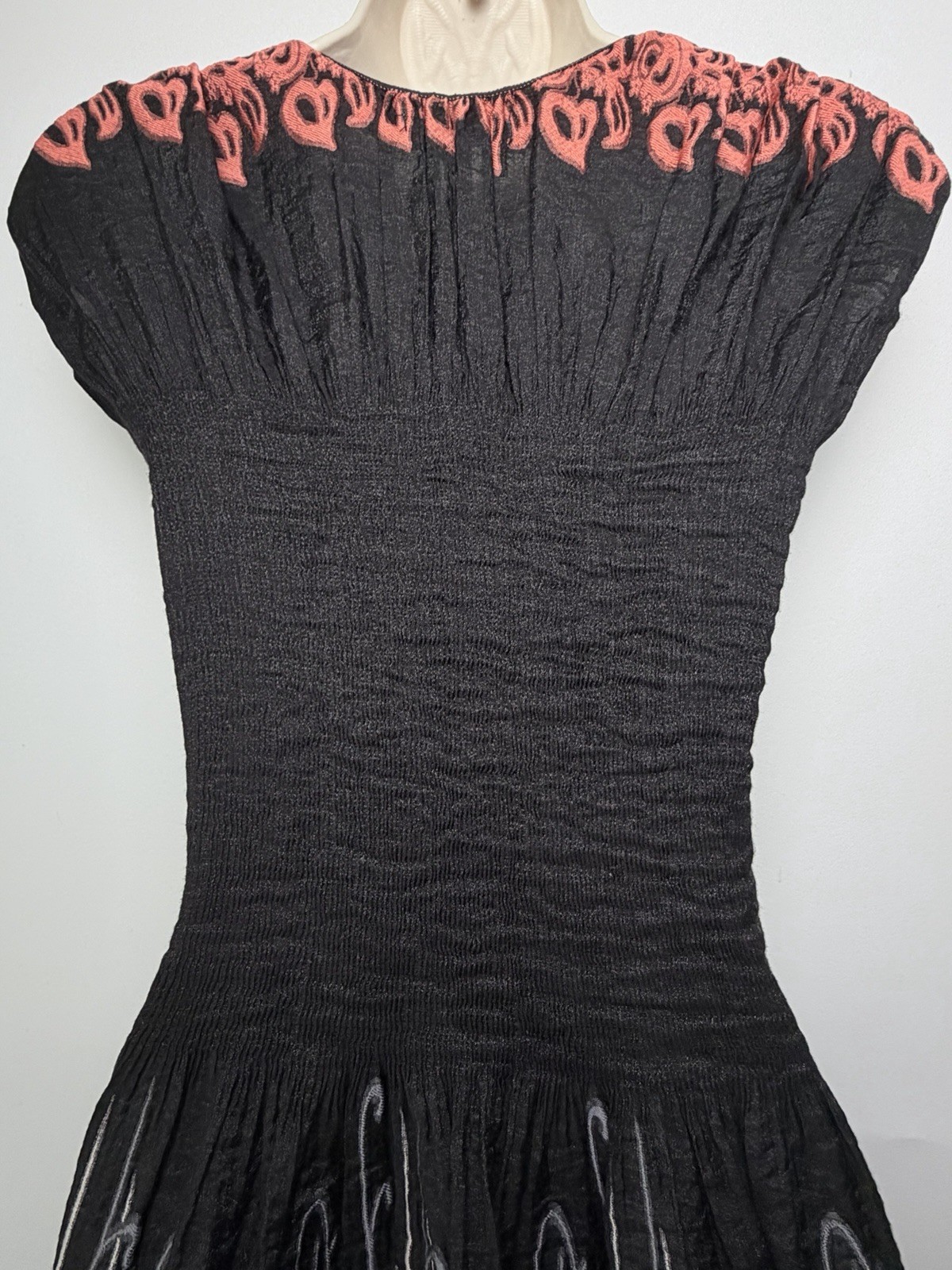 MAX EDITION Jacquard Smocked Top Fit-and-Flare dress Black /Coral Size S/M
