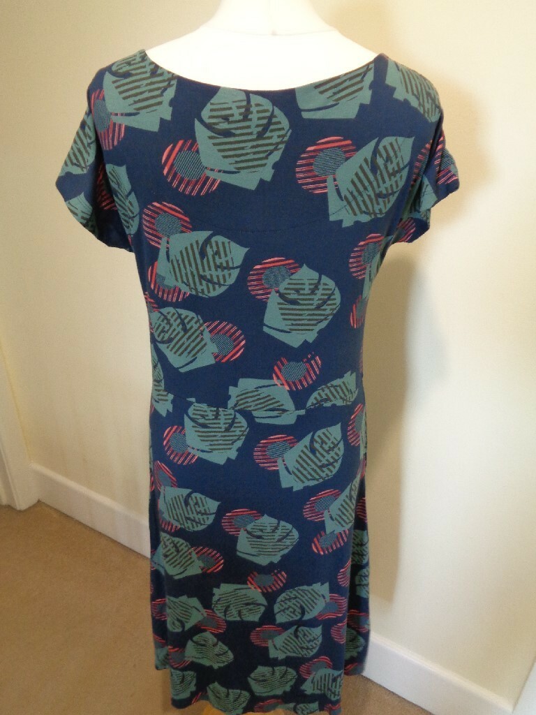 WHITE STUFF BLUE, GREEN AND RED LEAF PRINT CAP SLEEVE DRESS – SIZE 12
