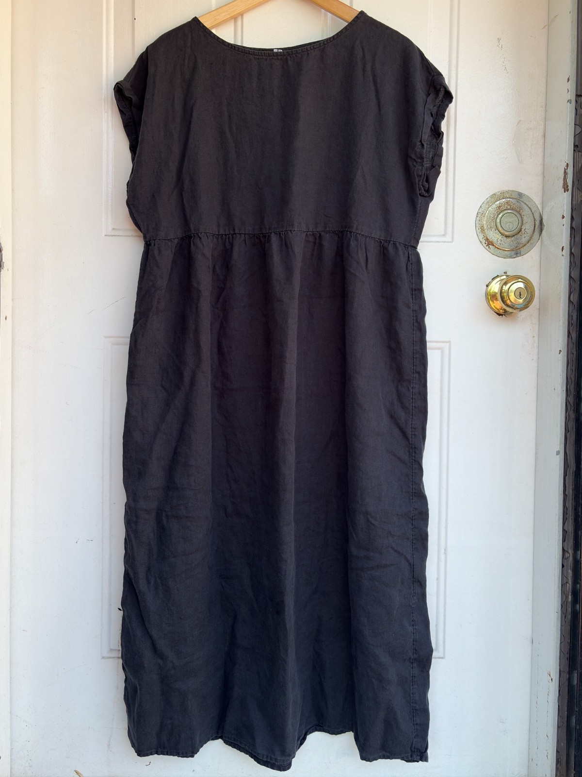 UNIQLO Womens M Black 100% Linen Midi Dress Short Sleeve