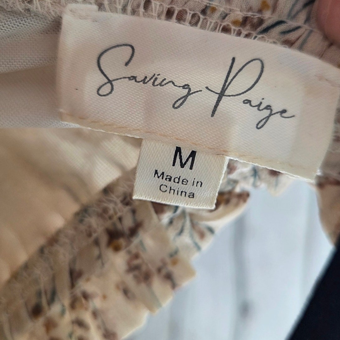 Saving Paige pleated ruffle sleeve knee length neutral floral dress Size medium
