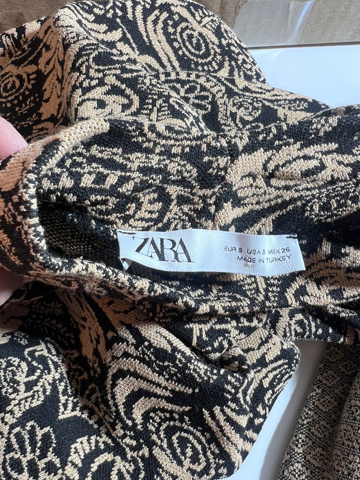 Zara Black beige Patterned fitted ruched Midi sweater Dress Size Medium Large