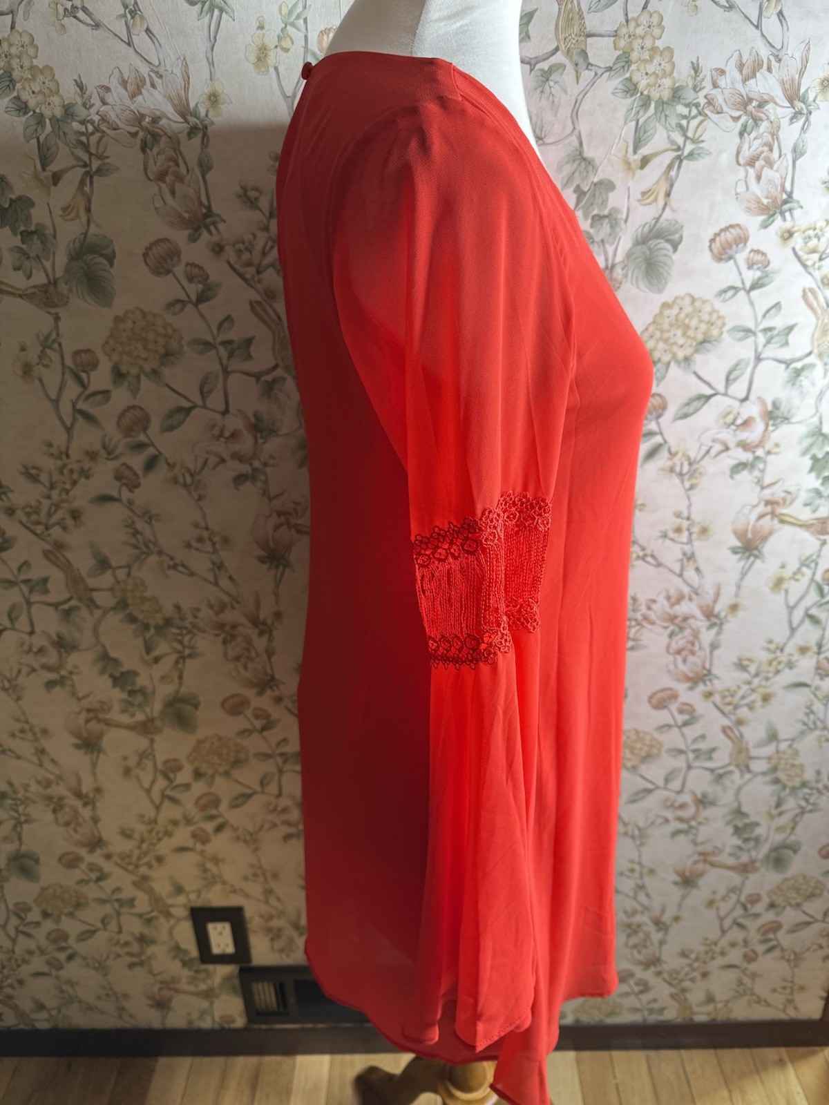 Sequin Hearts Red Dress Size Medium Bell Sleeves Lace