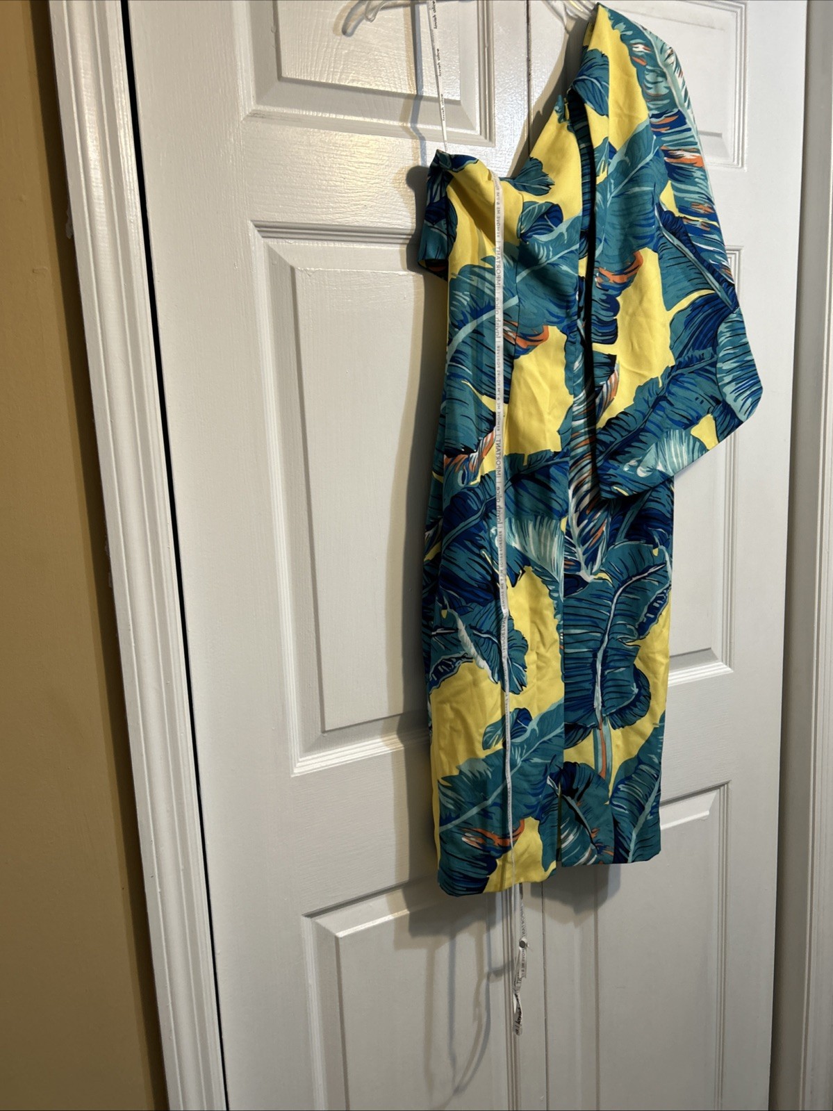 NWT *FLAW* Lavish Alice One Shoulder Cape Midi Dress Yellow Blue Palm Print Sz 4