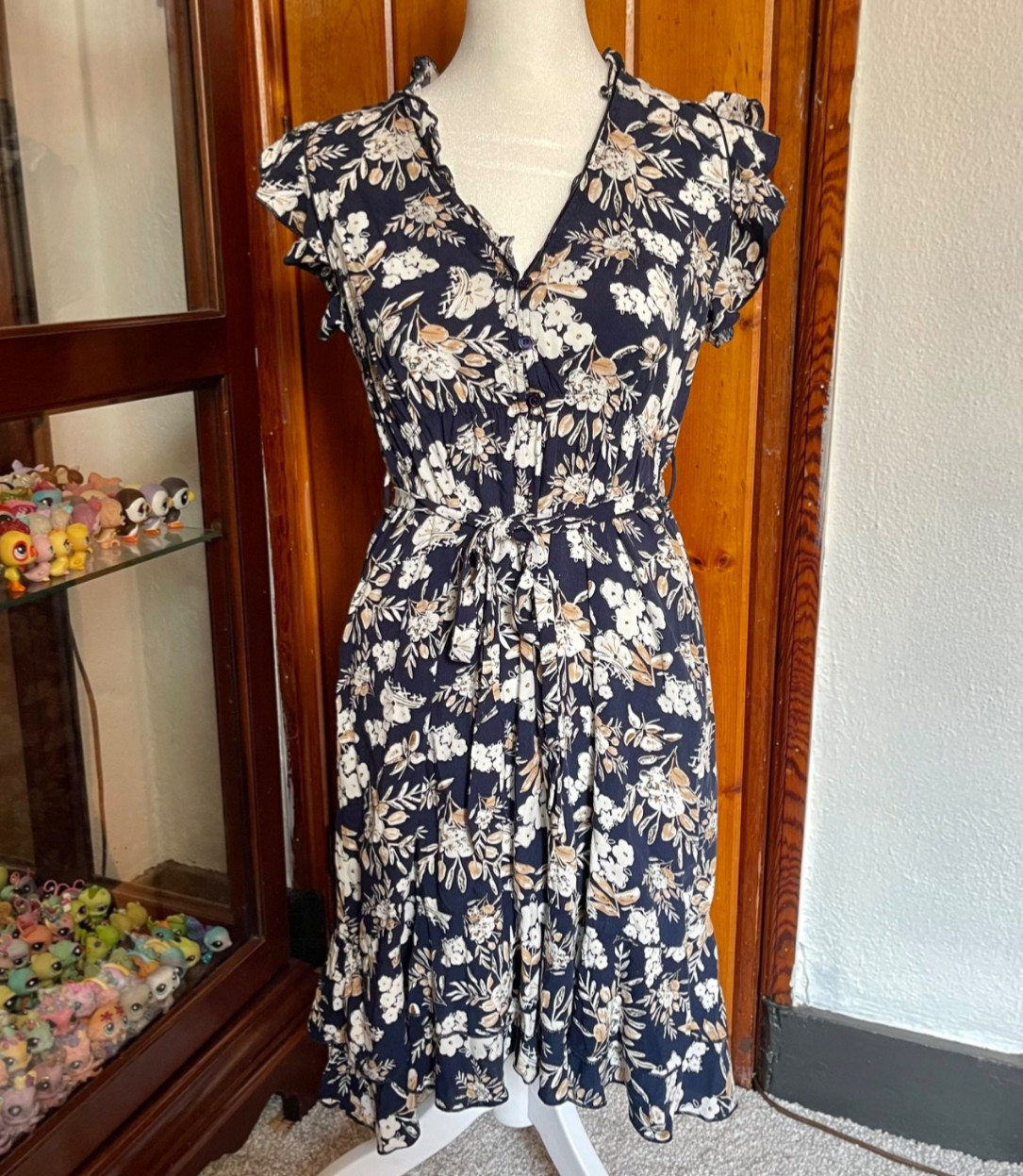 Papillon Navy Blue White Beige Floral Stretchy Women’s Dress Size S-M