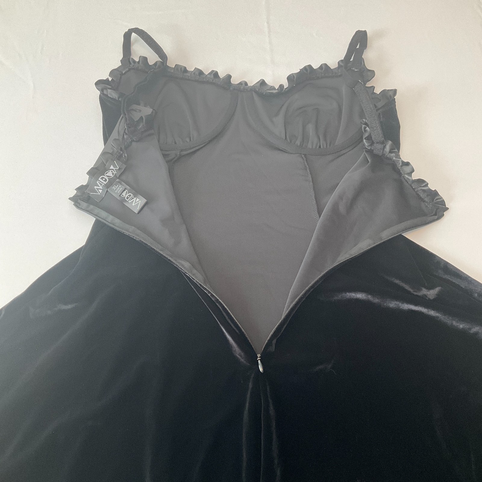 Dolls Kill Widow Dress Womens Size XL Black Velvet Zip Lace Stretch Straps Wired