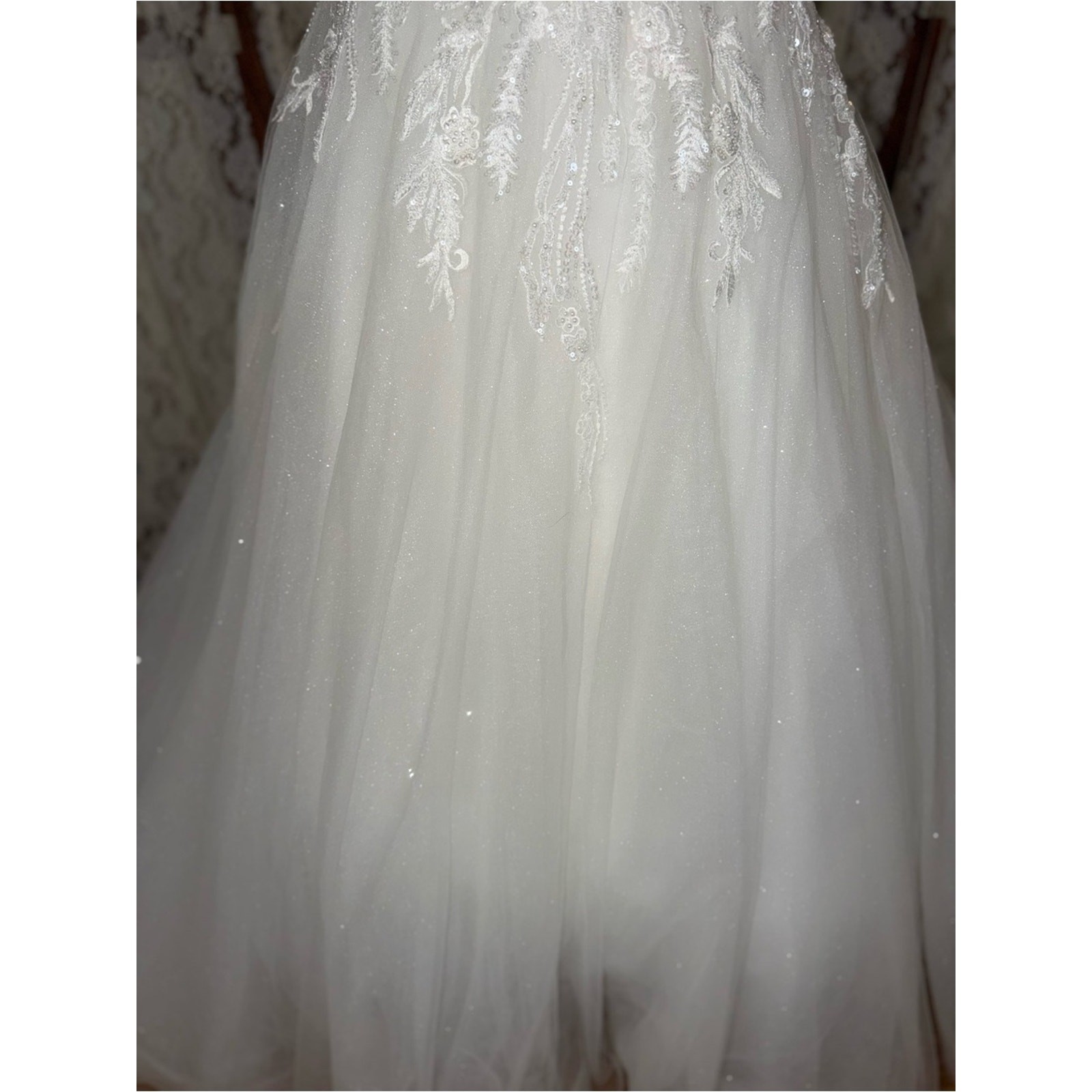 Stunning Oleg Cassini Sparkling Tulle Wedding Gown