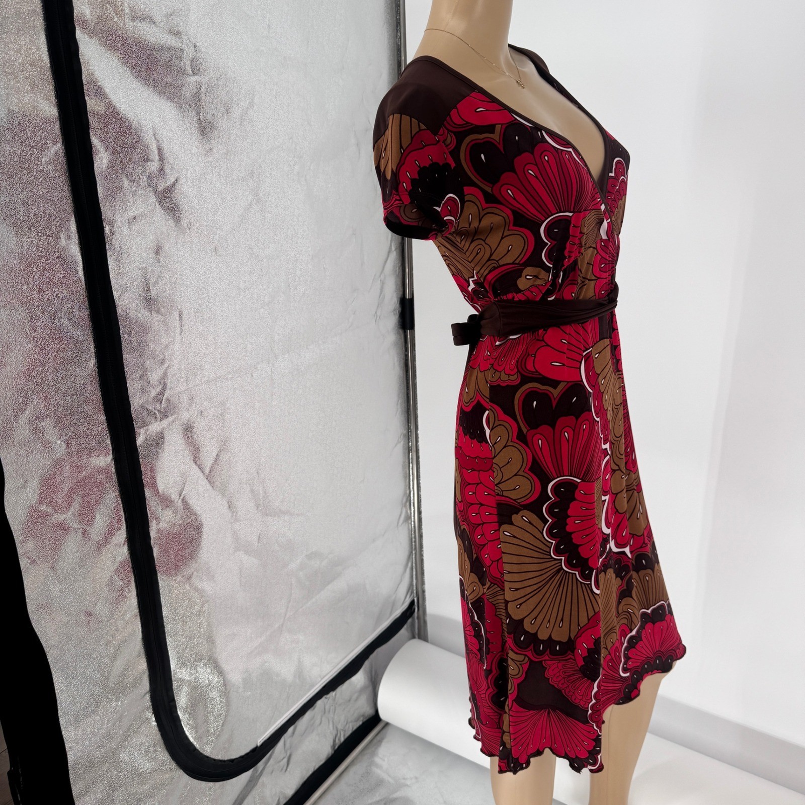 Volume One Red Brown Psychedelic Floral V-Neck Faux Wrap Dress Size M Y2K Retro