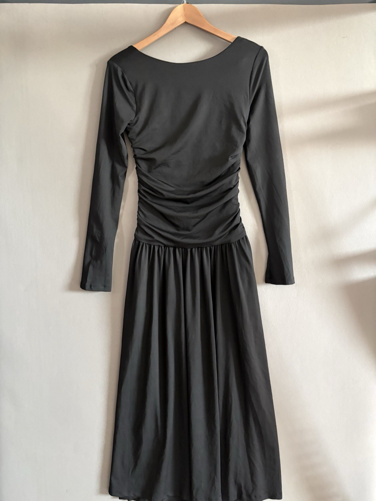 NIA Chic SERA Dress Long Sleeve Black Dress Size Medium Nwt Classic