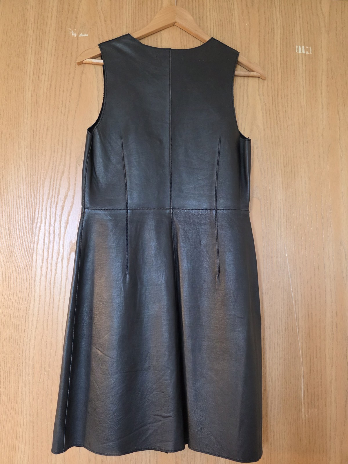 MNG Genuine sheep leather Black Sleeveless Button Dress XS Knee Length V-Neck