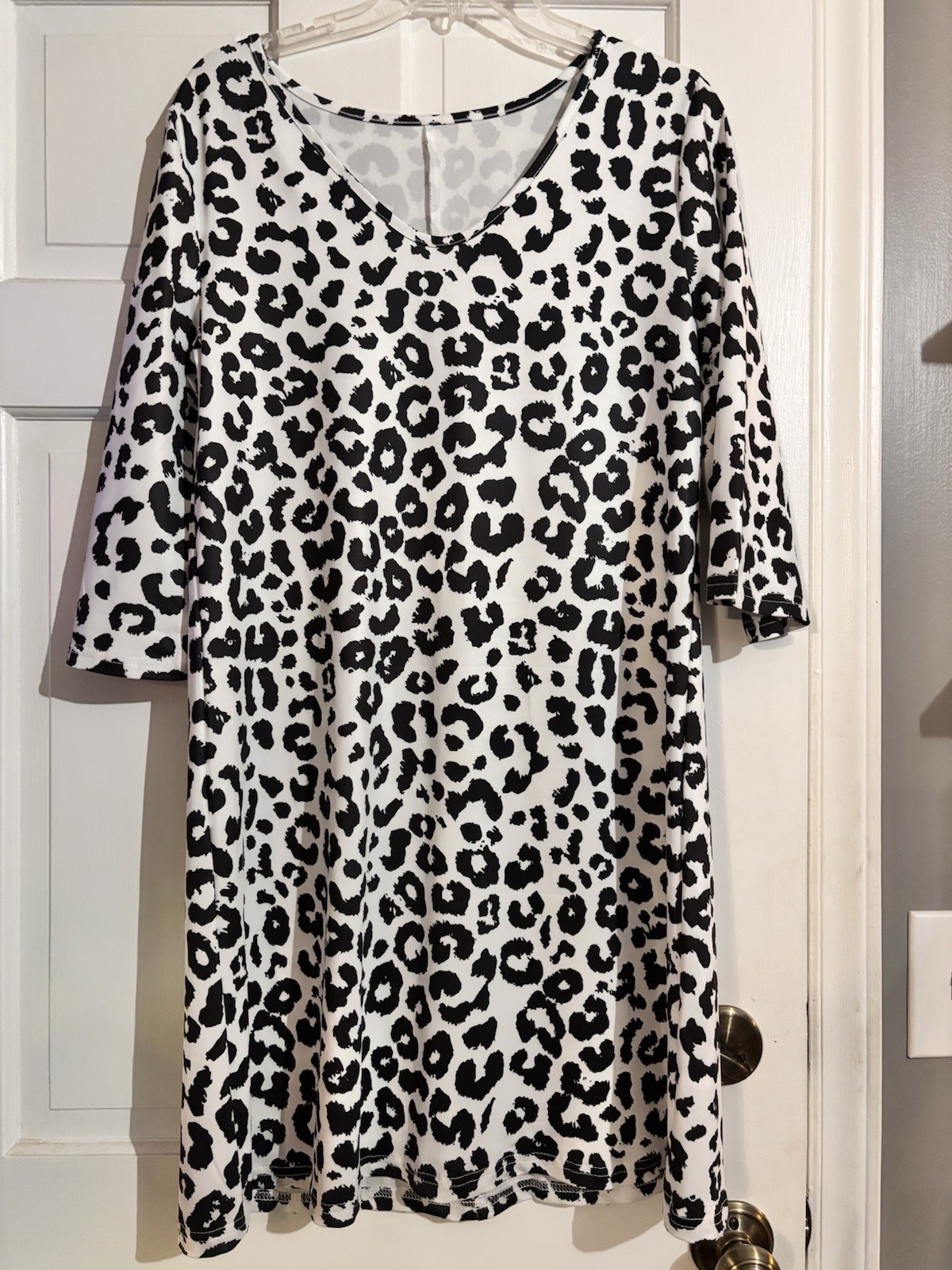 White/black Women’s Leopard Dress Medium