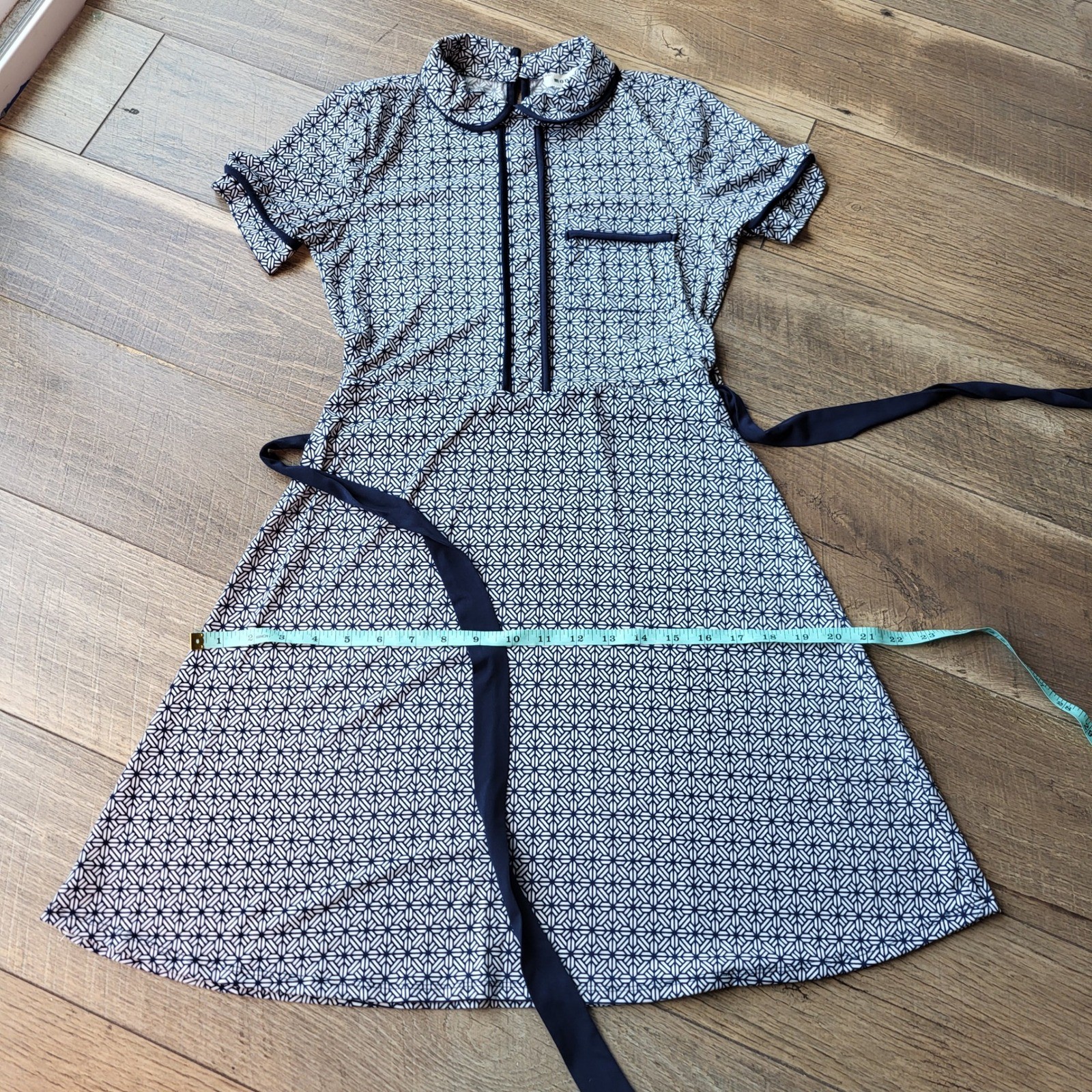 Monteau Los Angeles Navy White Geometric Peter Pan Collar Tie Waist Dress Small