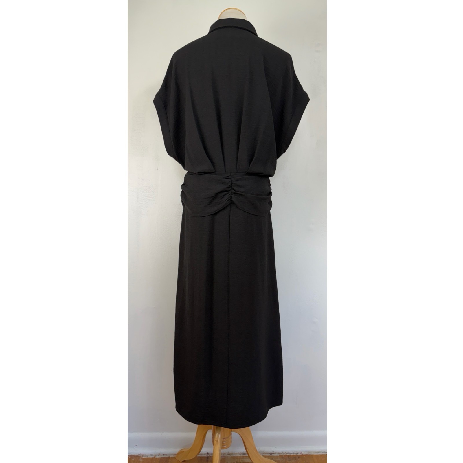 Brochu Walker Setia Belted Dress Size Medium Black Button Down Tie Waist