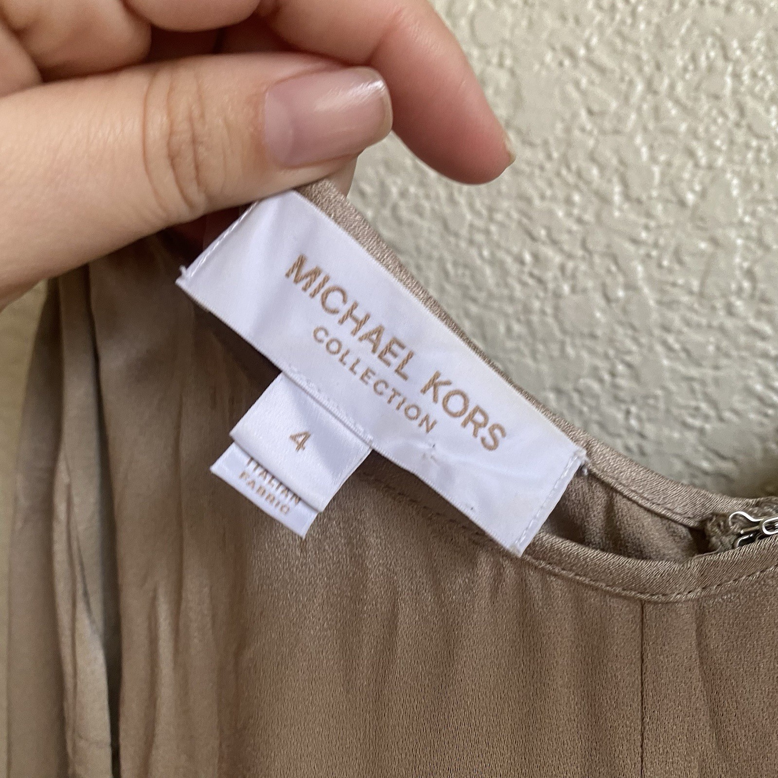 MICHAEL KORS COLLECTION Womens Size 4 Crushed Satin Charmeuse Slip Dress in Sand