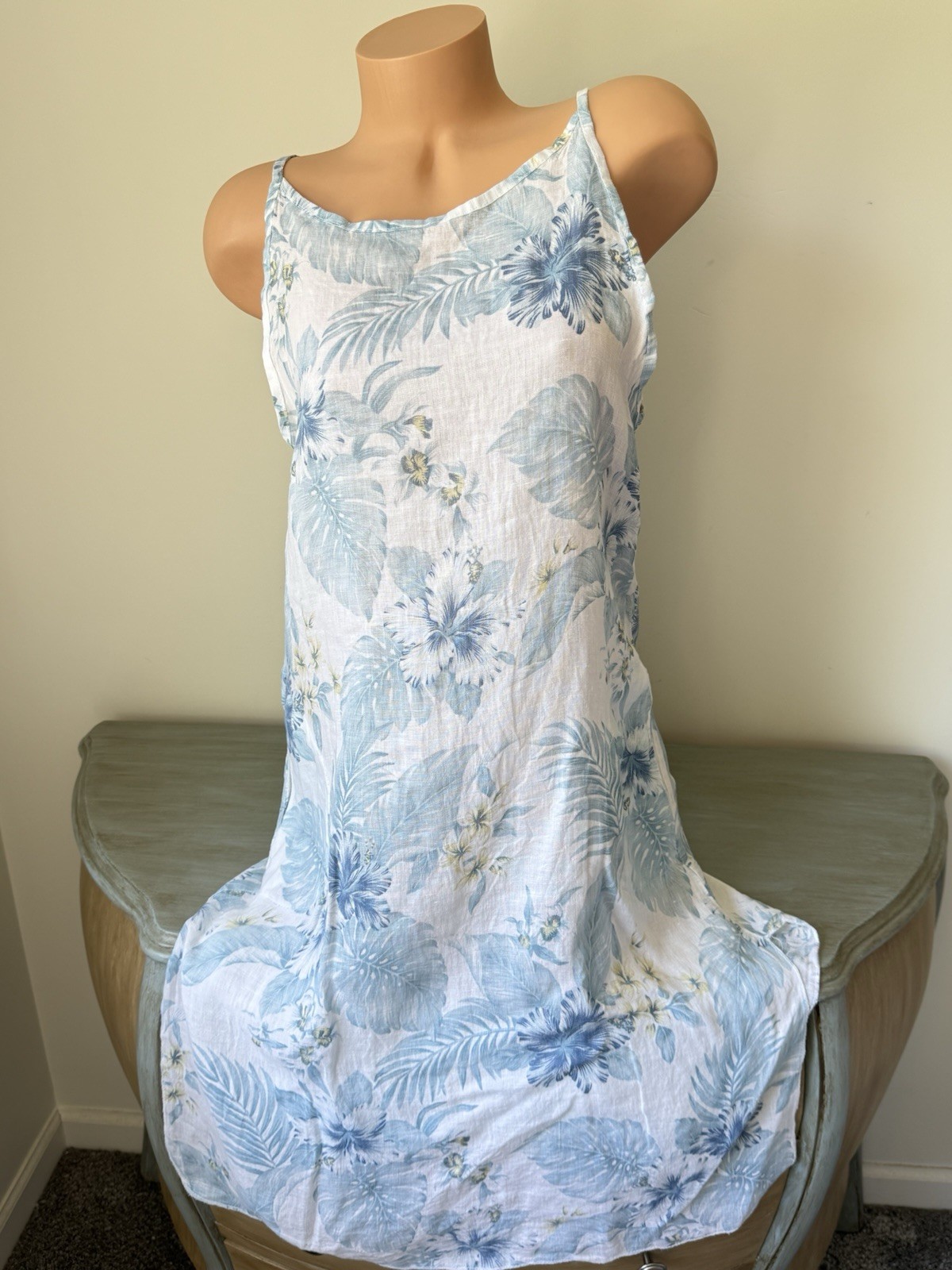 Lungo LArno Italian 100% Linen Dress M Tropical Floral Coastal Resort Pockets
