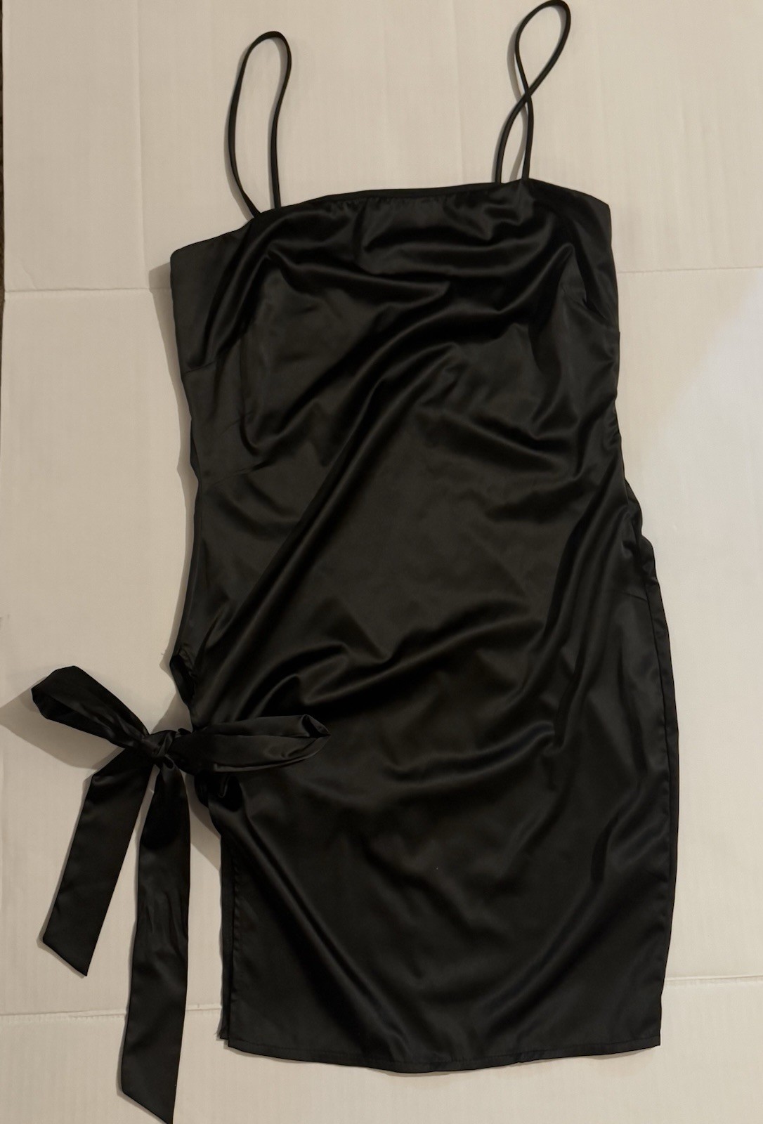 Fashion Nova Women’s Mini Skip Dress Side Slit Bow Stretch Satin Clubwear Y2k XL