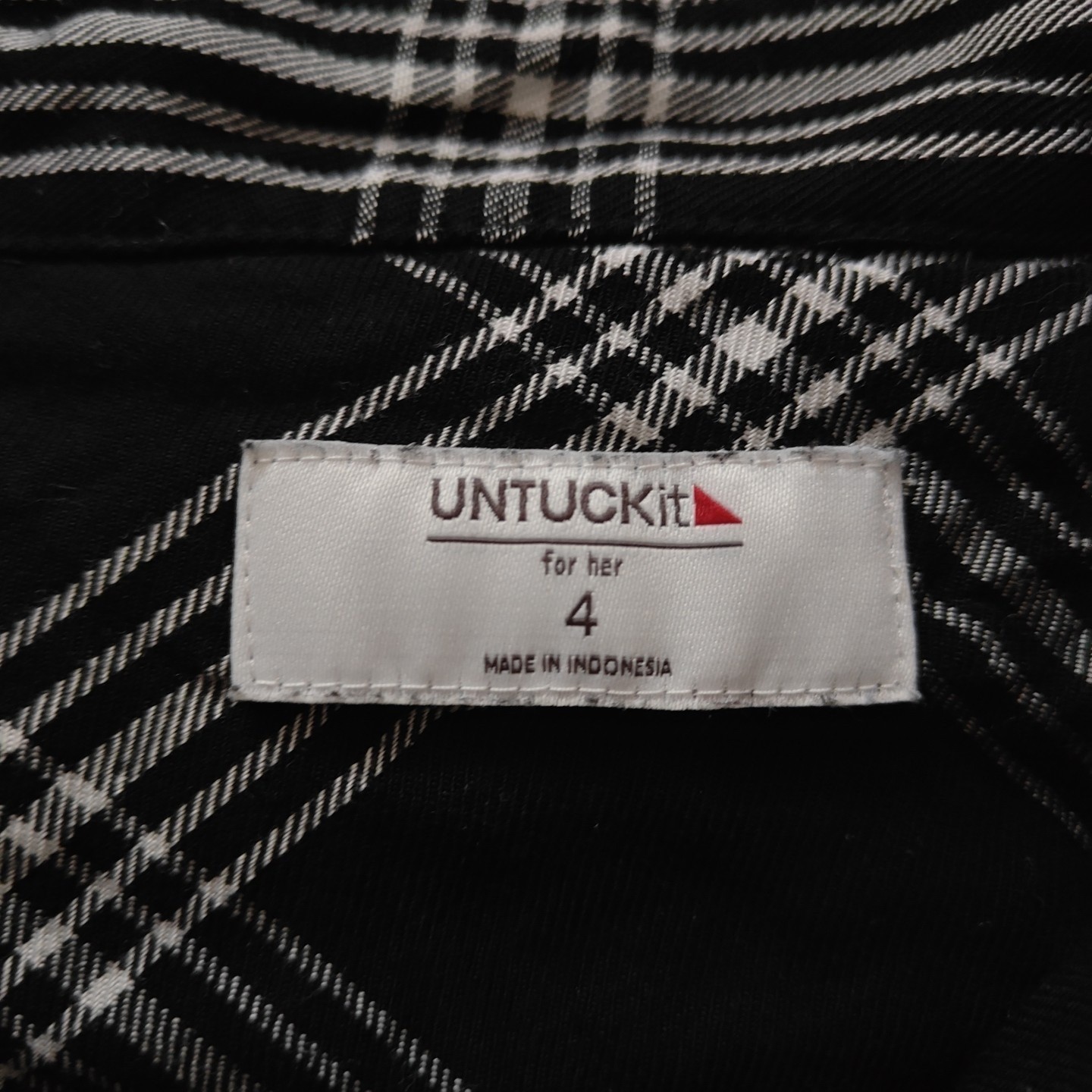 UntuckIt Tessa Plaid Black Button Up Collared Wrap Shirt Dress Small Long Sleeve