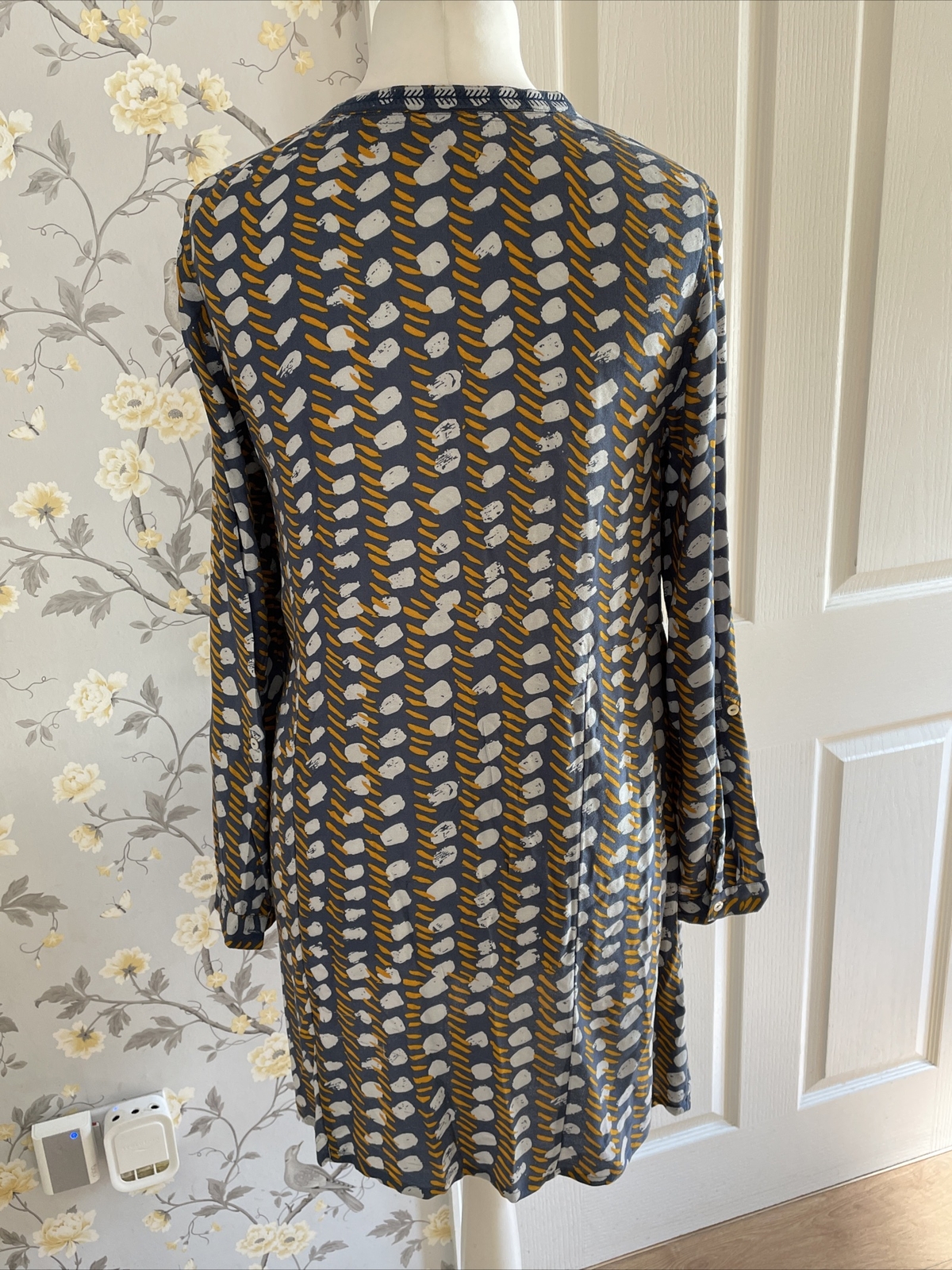 White Stuff Chambray Blue Gold Grey Abstract Print Shirt Dress Ladies Size 12