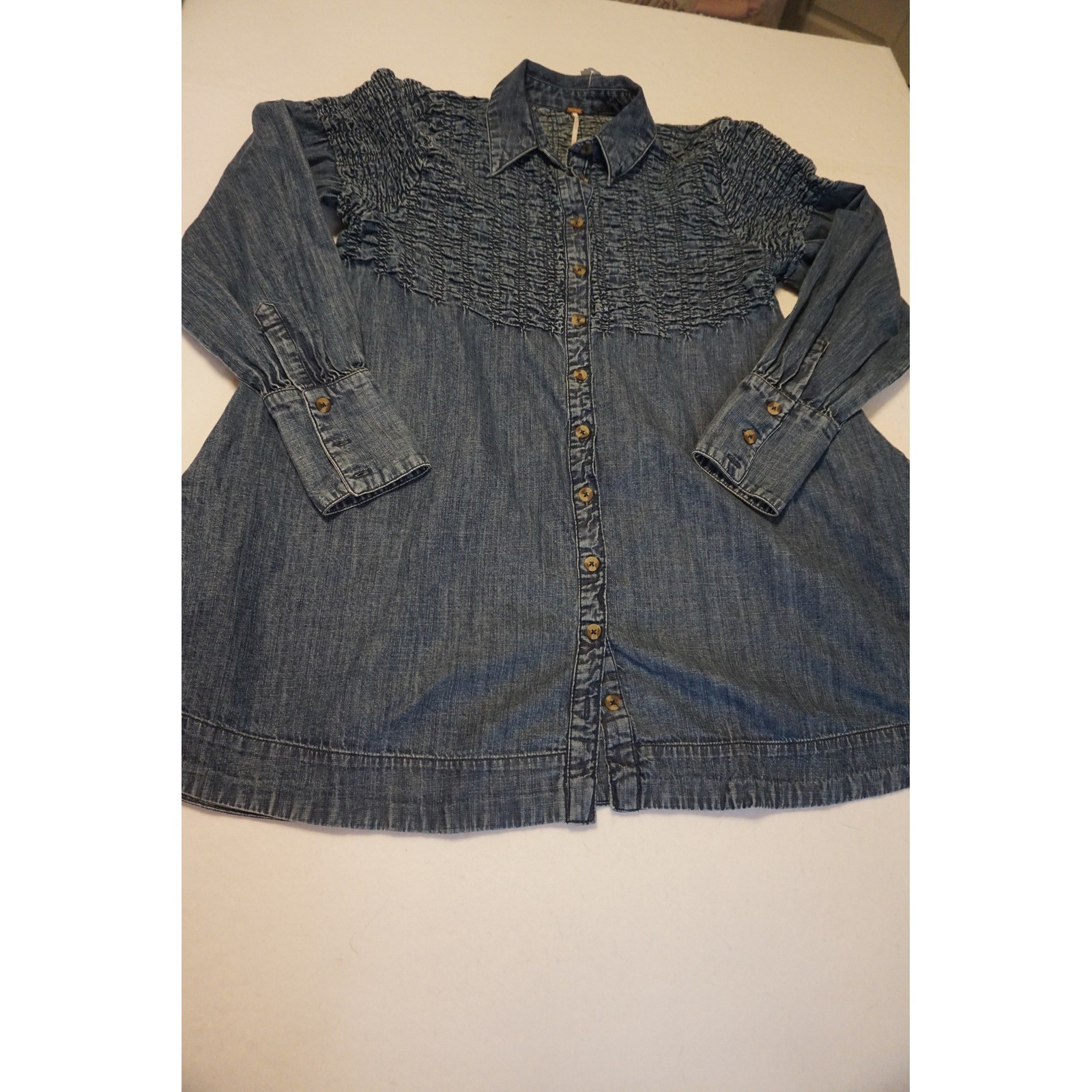 Free People Smocked Denim Button Down Mini Dress Medium Wash Blue Boho XS