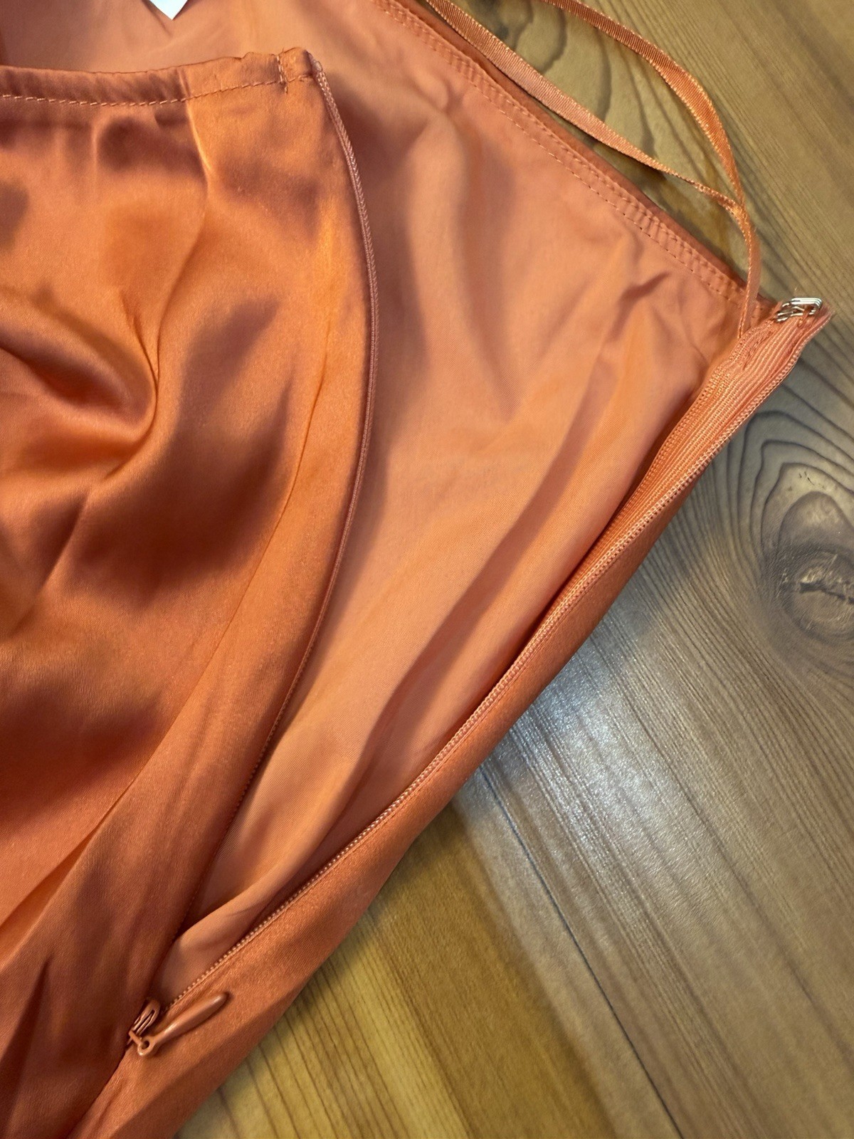 Petal & Pup Forelle One-Shoulder Cut Out Satin Midi Dress in Rust/Copper XL NWT