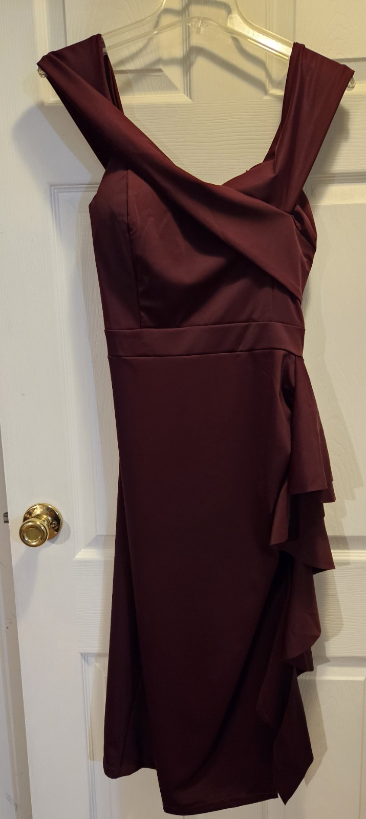 CurvySweet Ruffle Cold-Shoulder High Stretch Dress – Burgundy – Sz XL – NWT