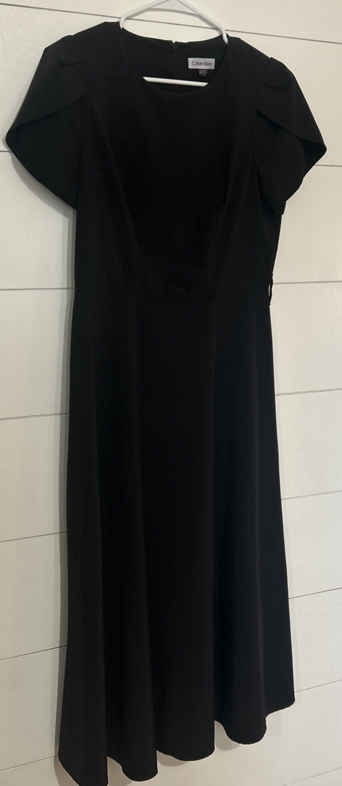 Calvin Klein Sheath Black Dress Unique Tulip Sleeve Size 10 Little Black Dress