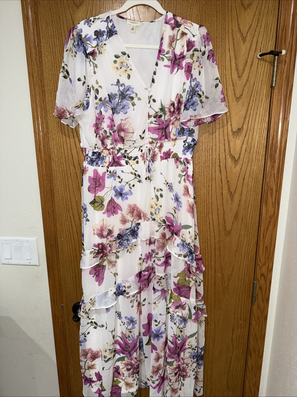 Women’s 1x Floral dress, With Short Sleeves, Tamara H, Brunch Baby Shower Easter