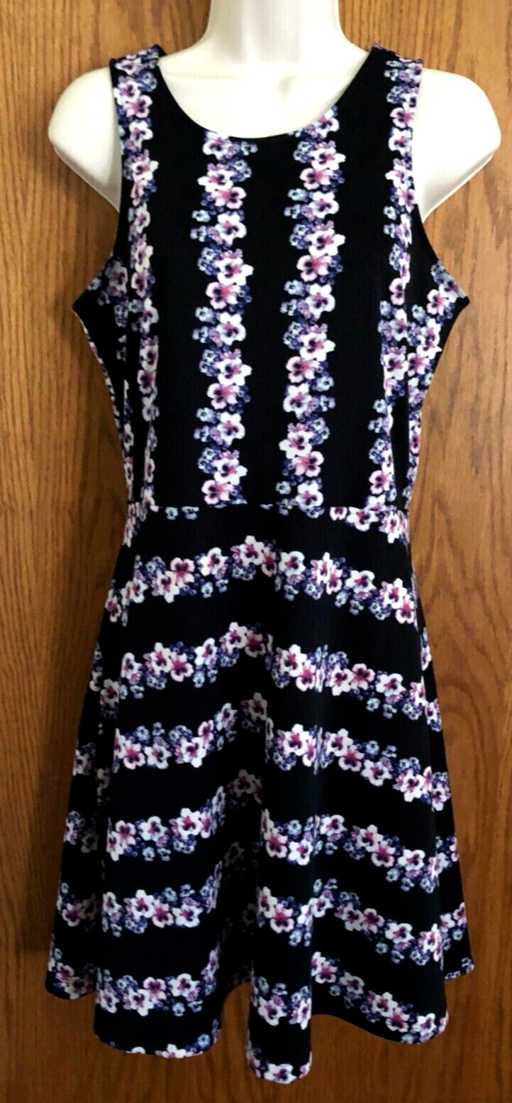 H&M Black Multi Color Floral Print Knee Length Dress Sleeveless Junior’s Sz Med.