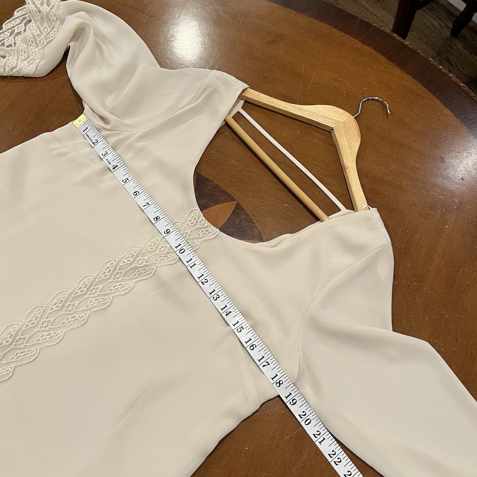 NWT ASTR Lace Shift Mini Dress Ivory Medium Boho 3/4 Sleeve Scoopneck