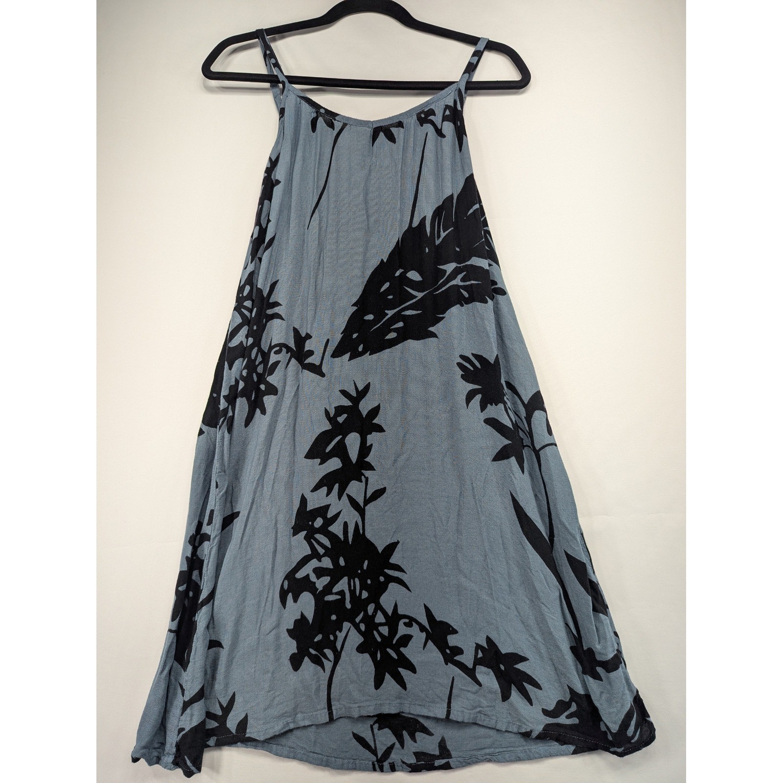 NaPua Collection Honolulu Tropical Leaf Print Strappy Midi Dress