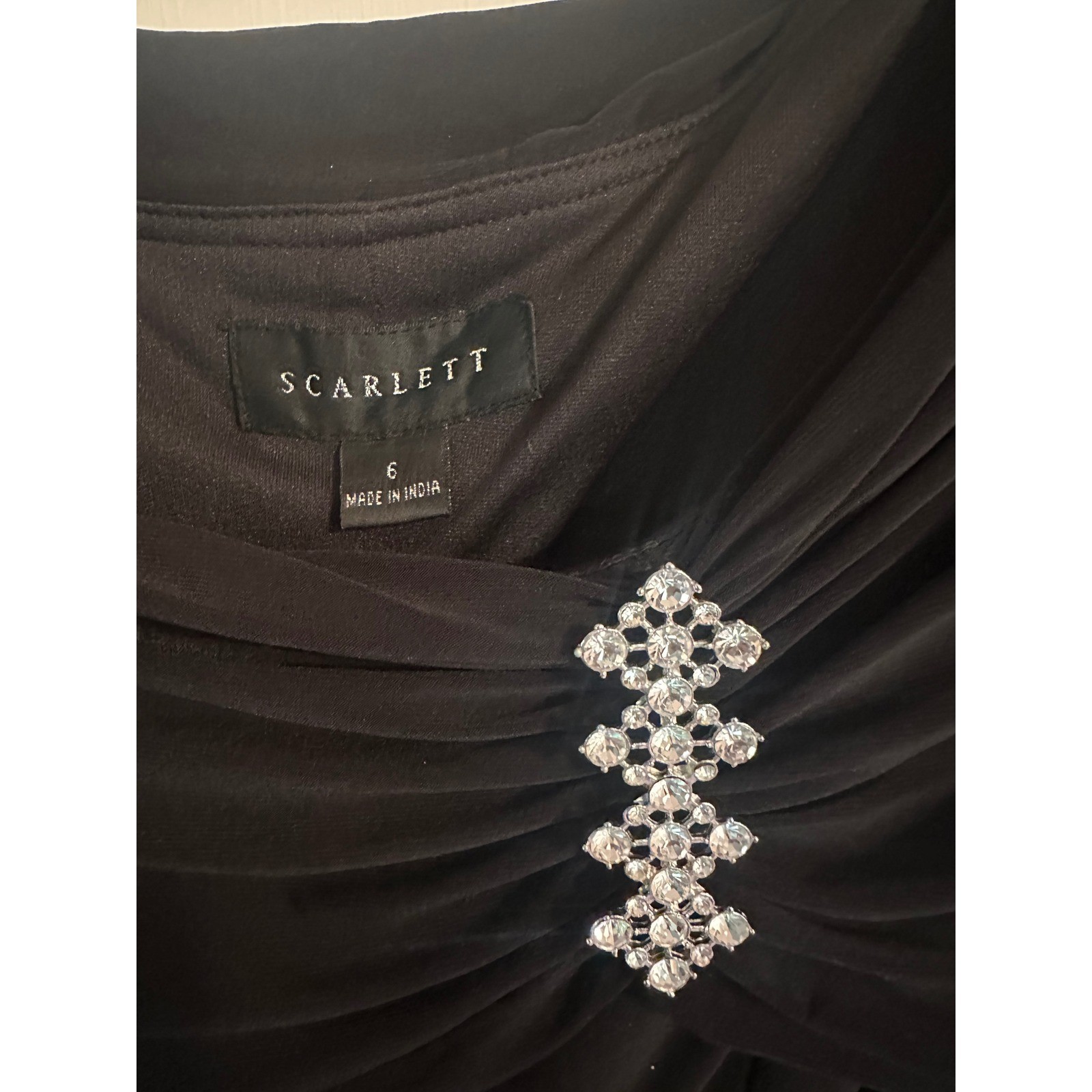 Scarlett Womens Black Off Shoulder Tiered Cocktail Dress Rhinestone Brooch Sz 6
