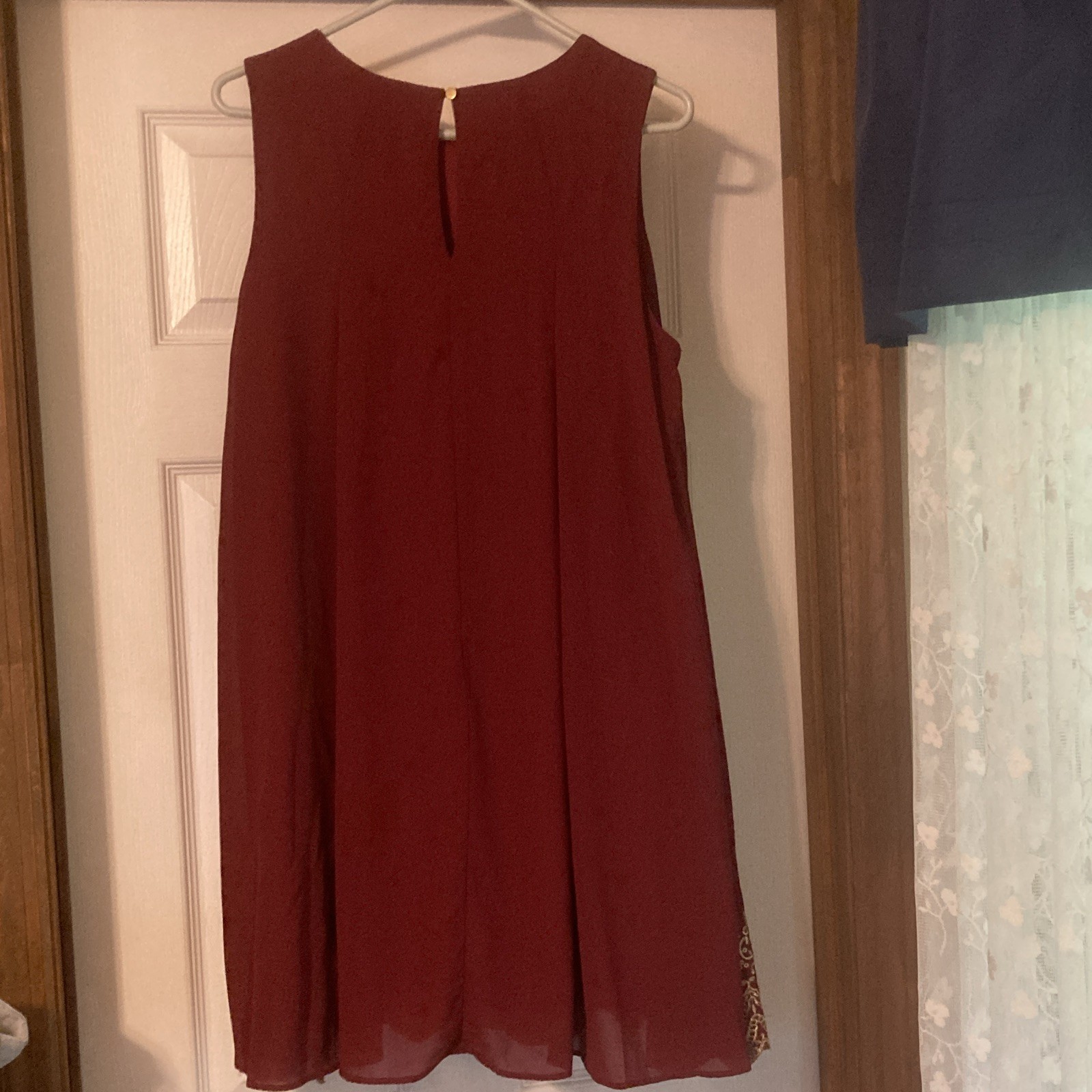 She + Sky L Burgundy Sleeveless Shift Dress Knee Length Round Neck Lined Zip