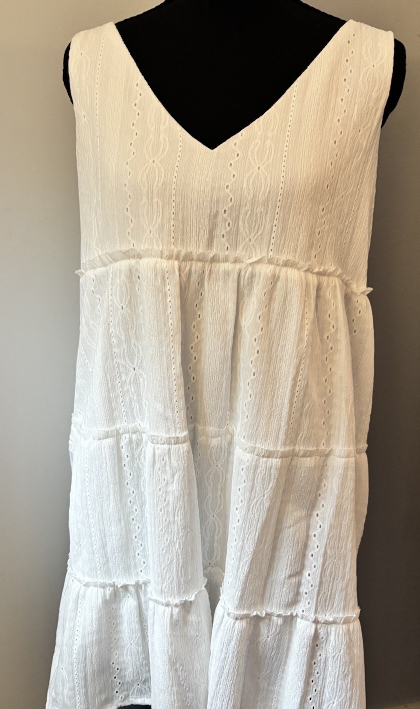 Crystal Doll Women’s White Eyelet Tiered V-Neck Sleeveless Sundress XL