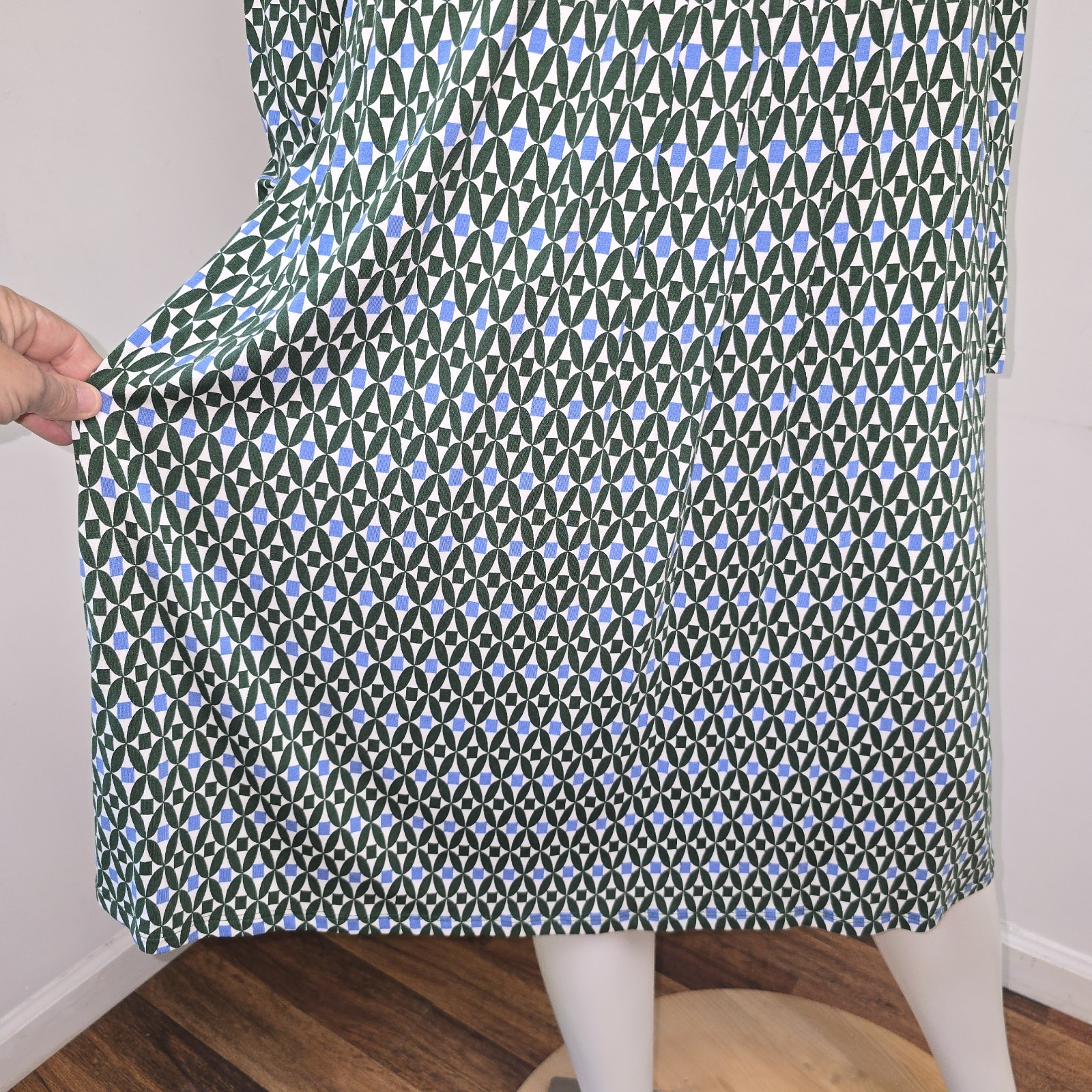 Boden Amelie Jersey Knit Printed Dress Size 16/18R UK20 Pockets Stretch L/S NWT