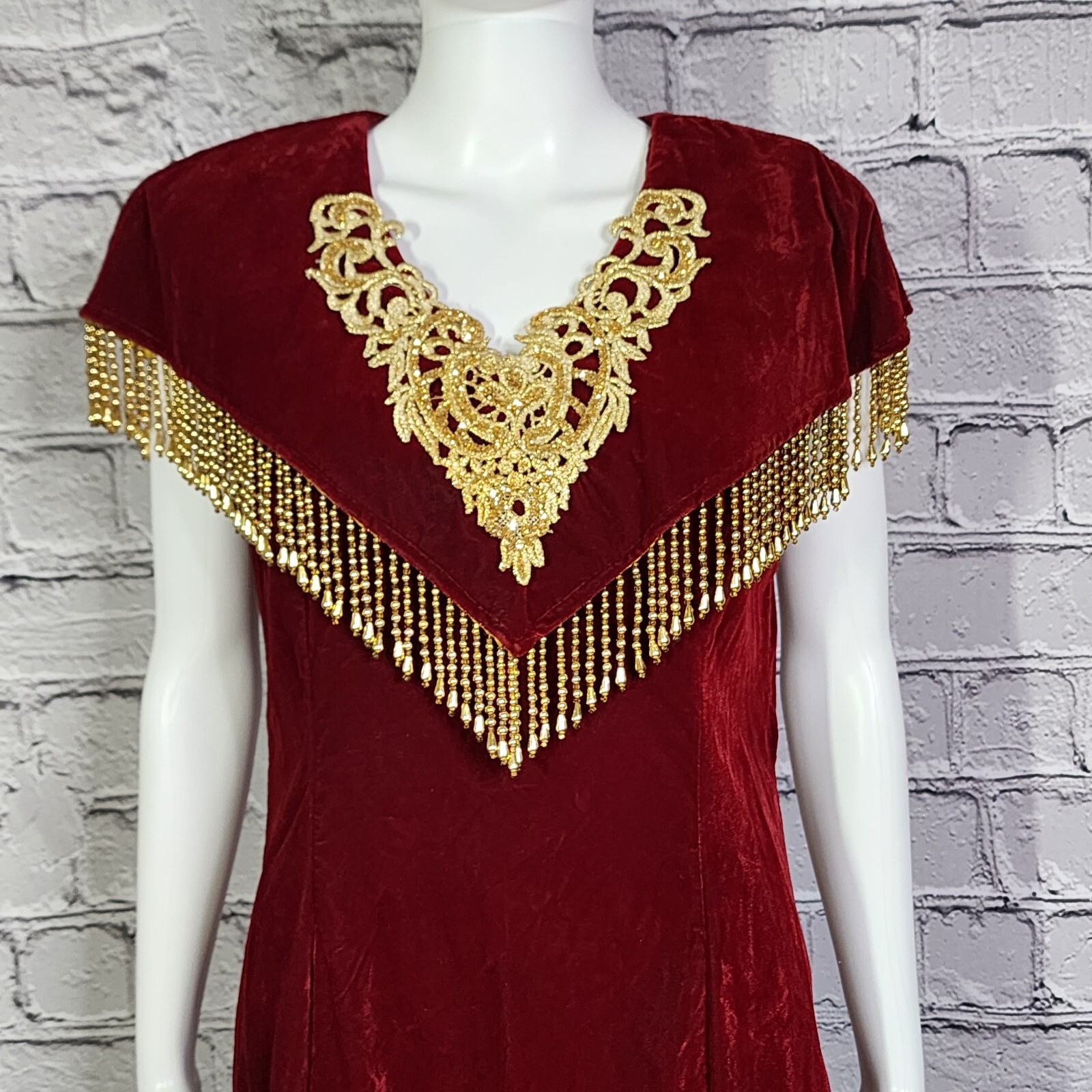 My Fashion Beaded and Embroidered Ruby Velour Dress, Women’s Medium