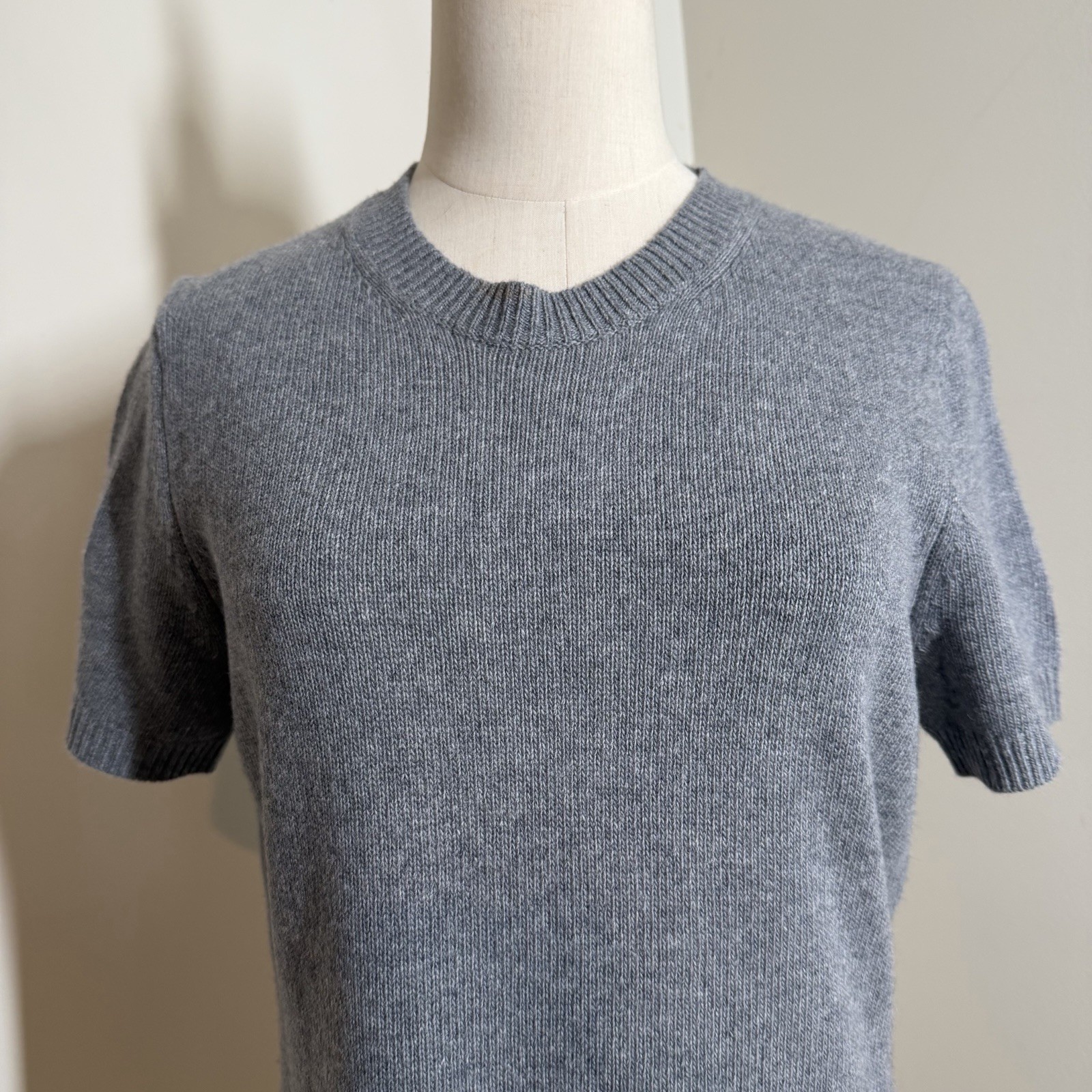 Theory Grey Wool & Cashmere Blend Fabric -SZ M- Short Sleeve Knit Dress Stretch
