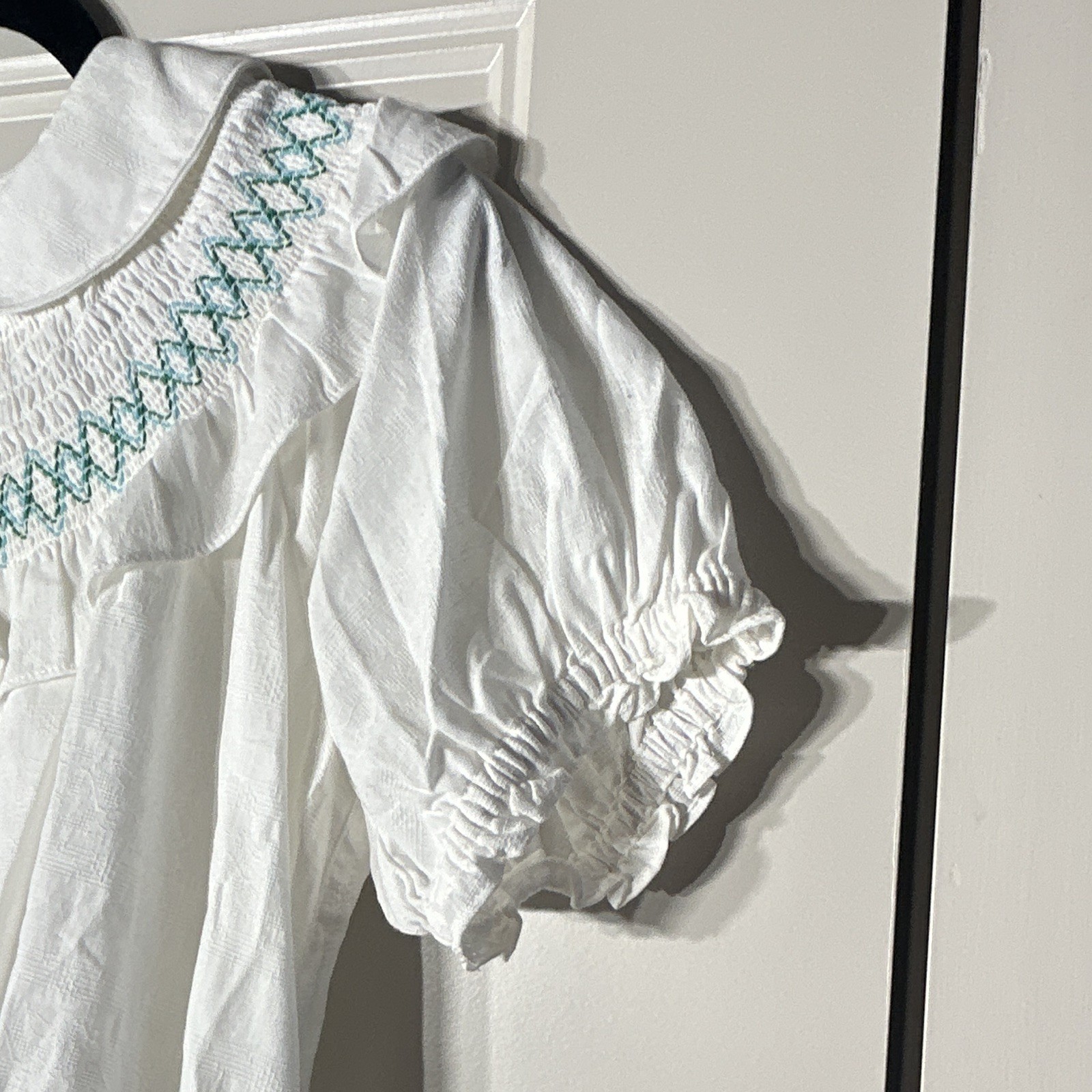 GiGiO Women’s White Collared Smocked Embroidered A-Line Dress Button Front M