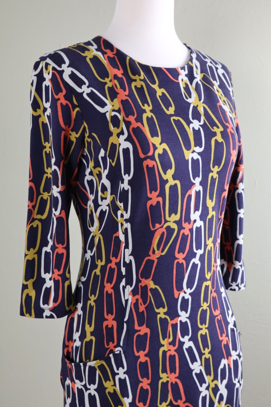 J. MCLAUGHLIN $228 Navy Soft Stretch Rayon Chain Link Print Dress Size XS