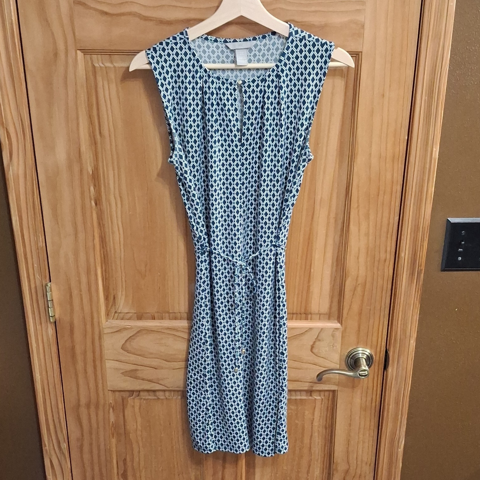 H&M Womens XS Knit A-Line Dress Blue/White Geometric Sleeveless Pleated Knee