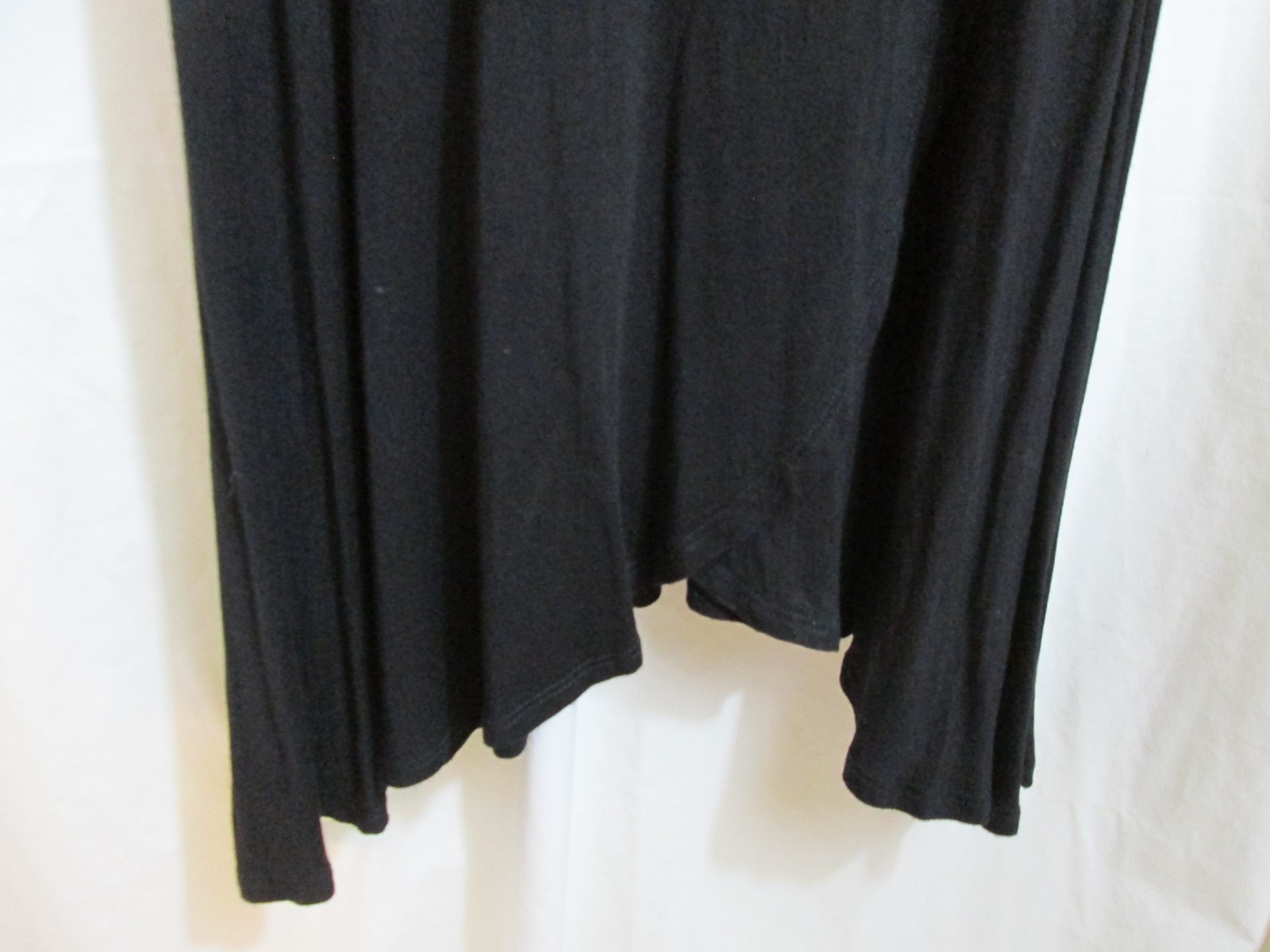 LBD Women Sz Large V cross over A-line skirt shark hem cap sleeve Black