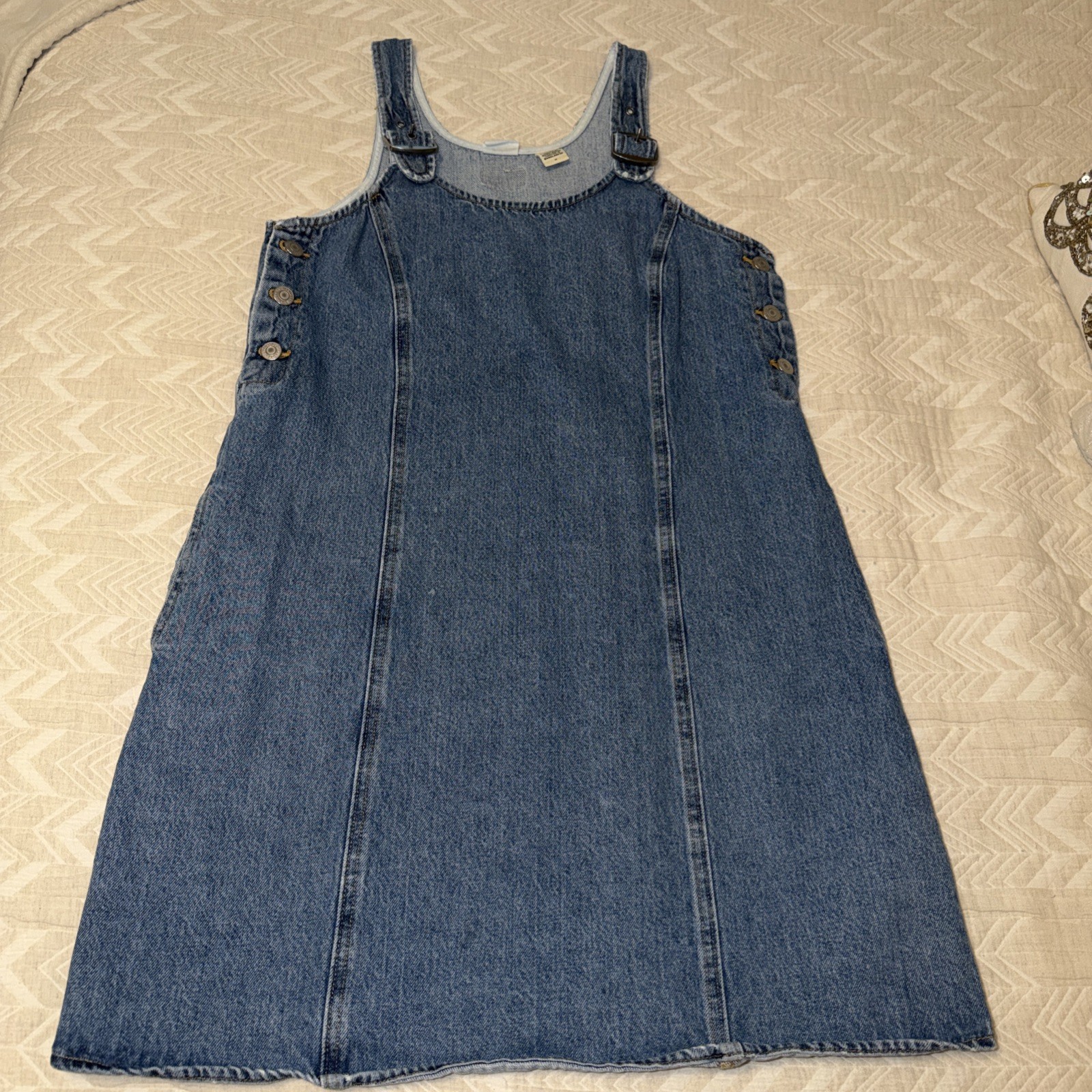 Levi’s Women’s Denim Overall Dress Blue Size M Button Accents Sleeveless