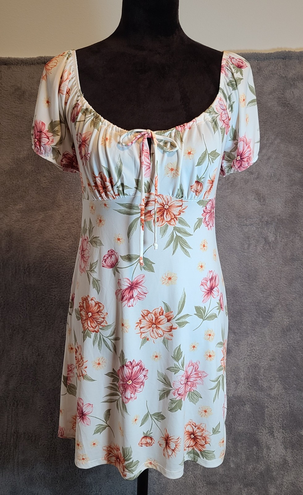 Ambiance Dress Women’s Size M Floral Print Short Sleeve Above Knee Mini…